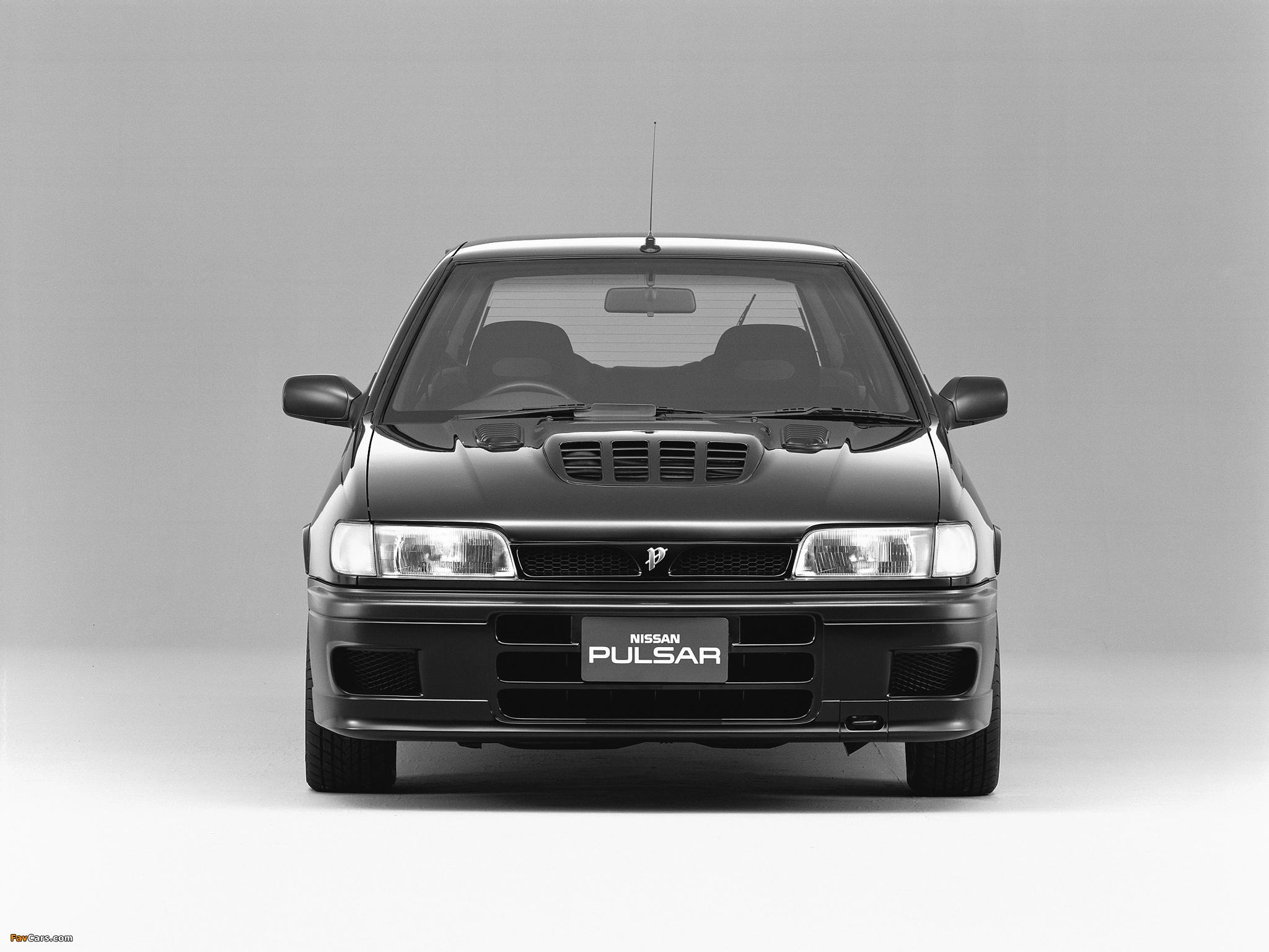 2048x1536 Nissan Pulsar GTI Ra (RNN14) 1990–94 Wallpaper (2048x1536)