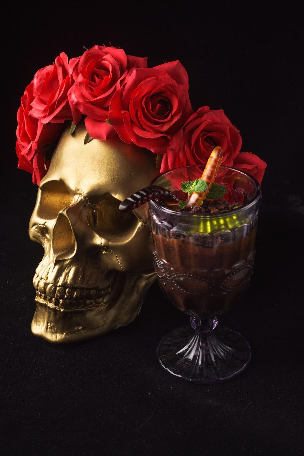 1000x1498 red rose on clear glass vase photo
