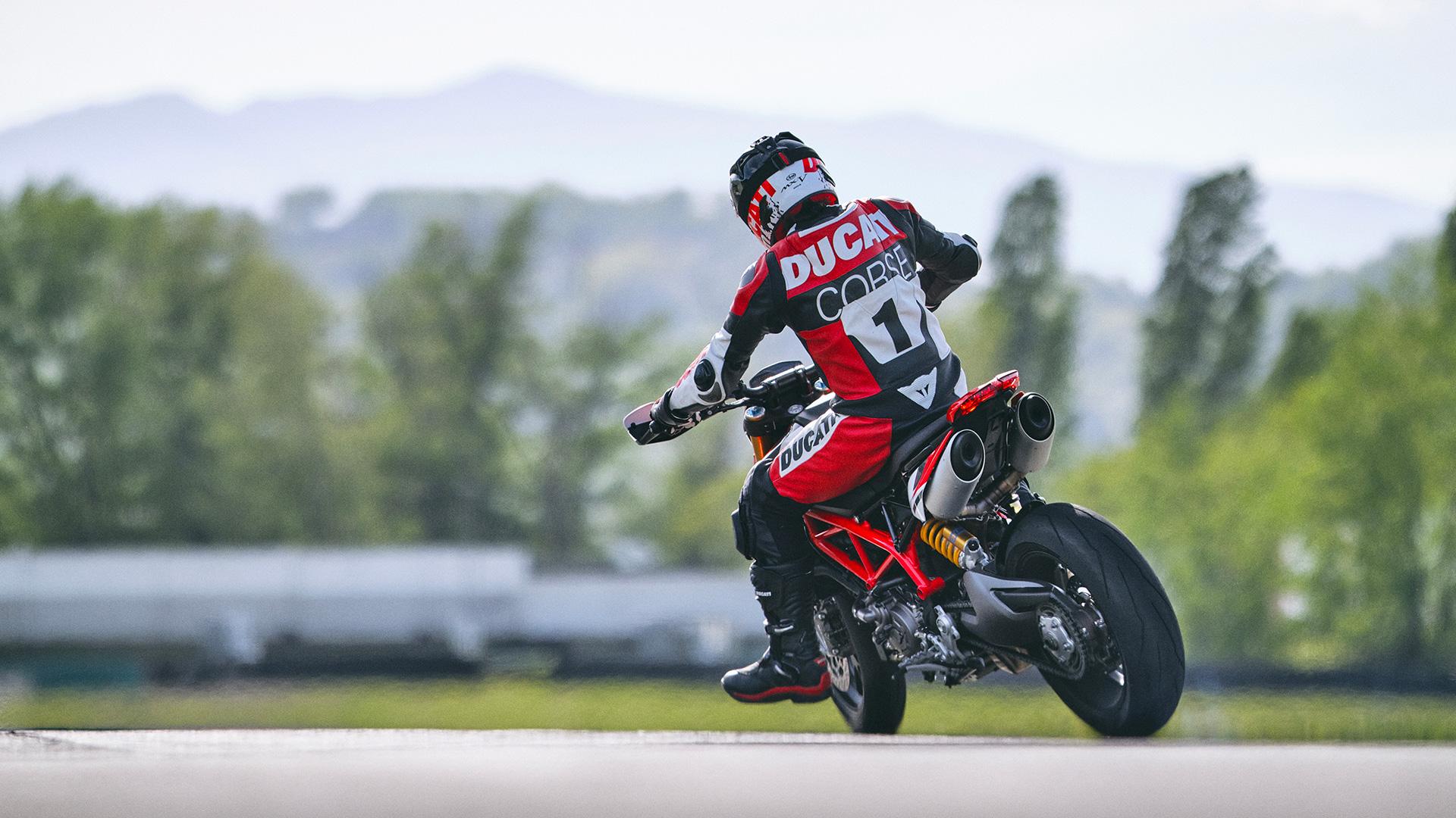1920x1080 New 2023 Ducati Hypermotard 950 SP Motorcycles in Columbus, OH
