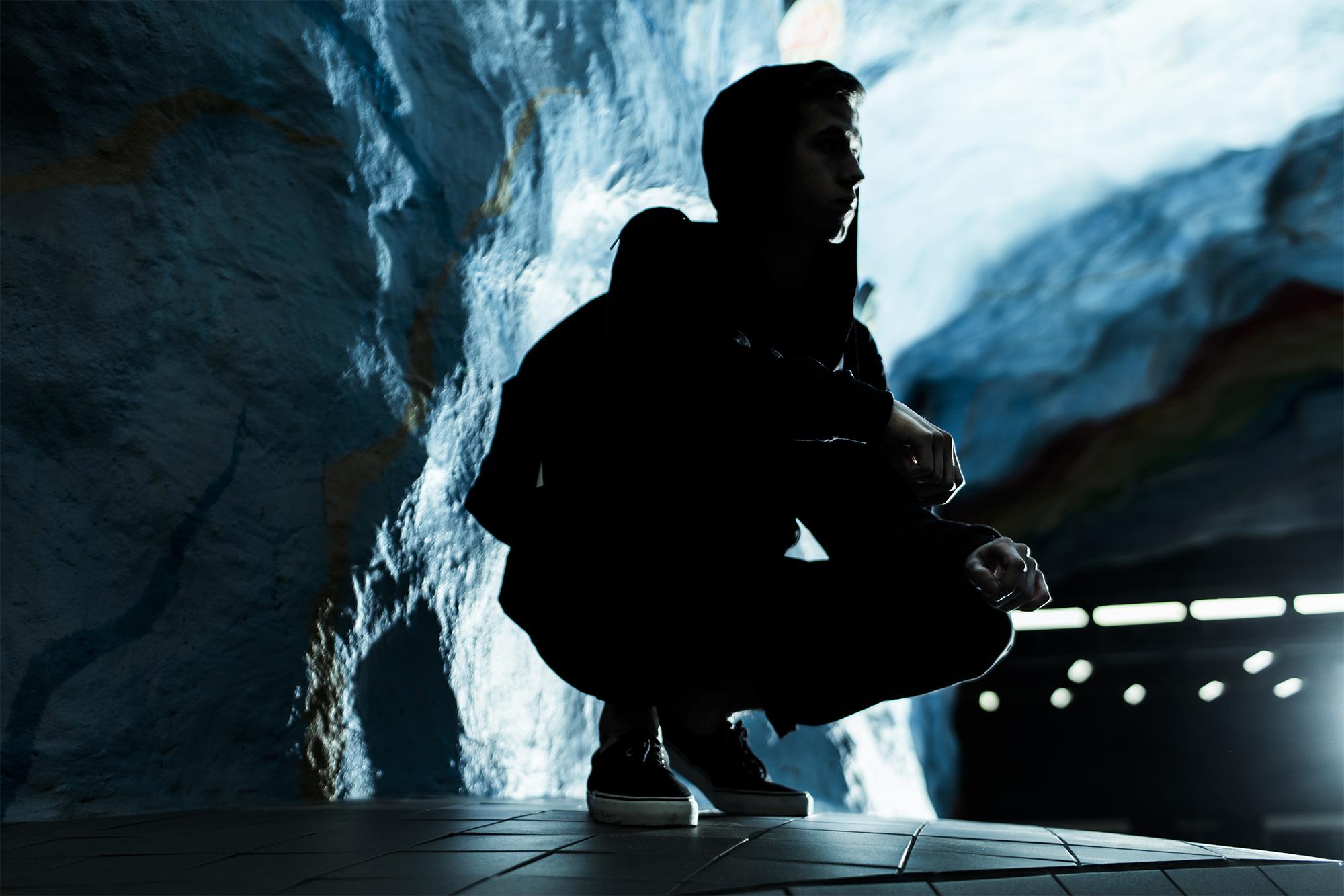 2000x1333 Alan Walker HD Wallpaper