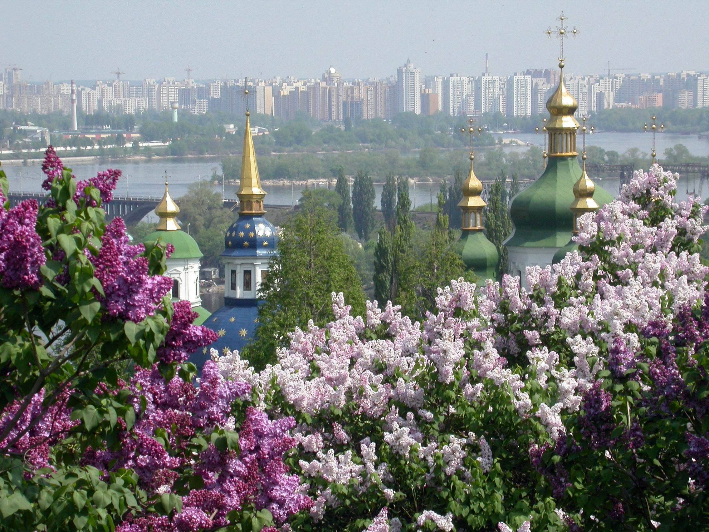 2272x1704 Kiev