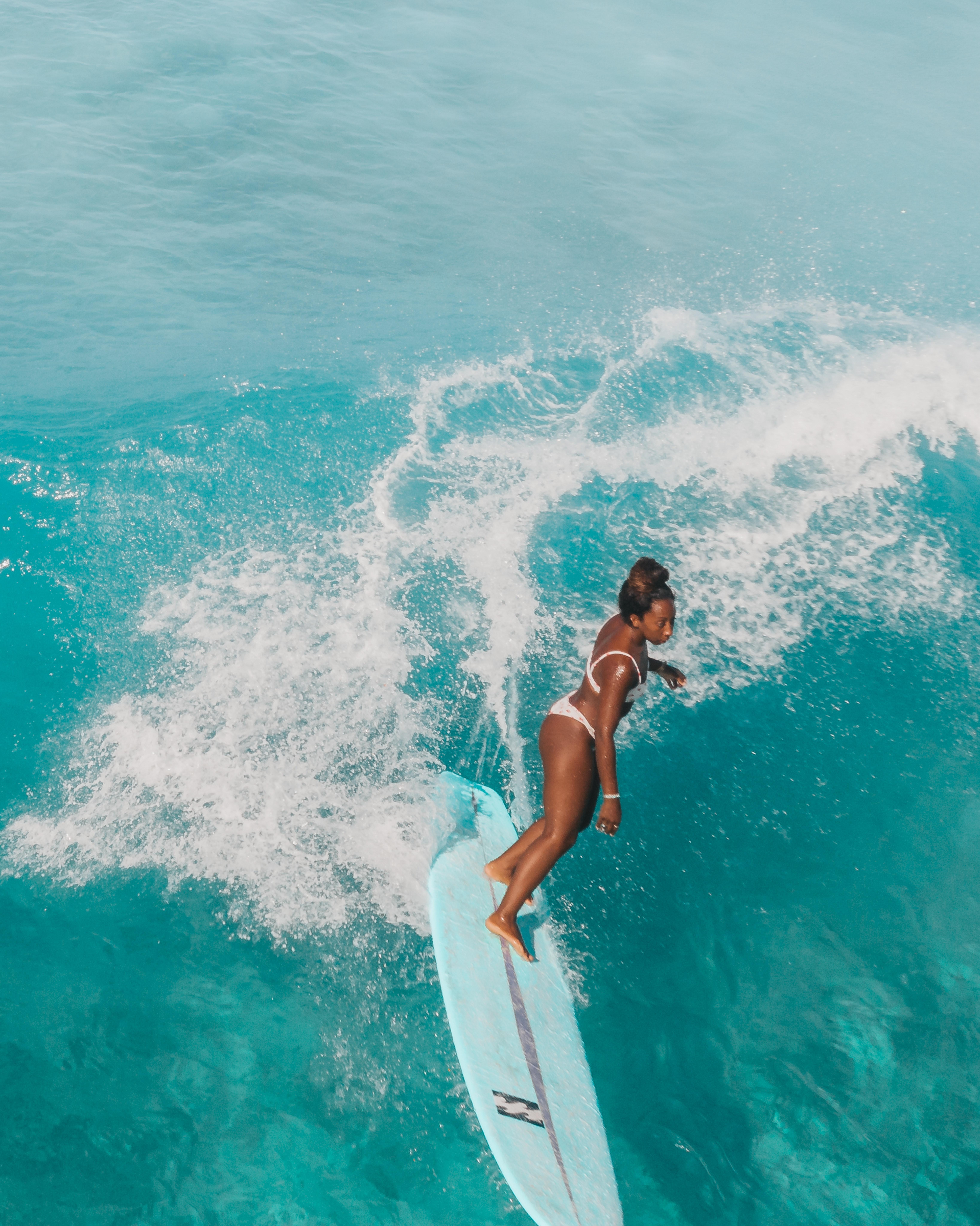 6554x8192 People Surfing on Sea · Free