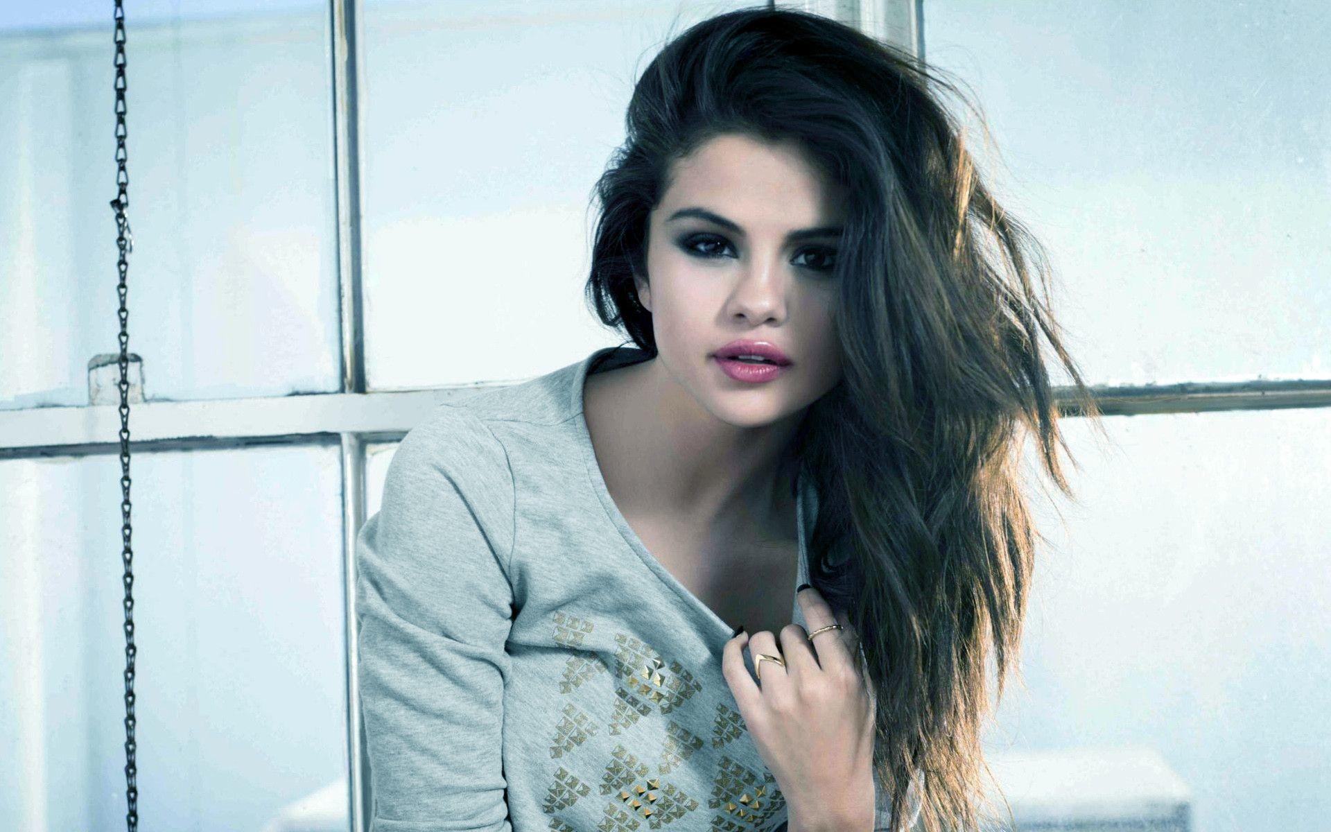 1920x1200 Selena Gomez HD Wallpaper