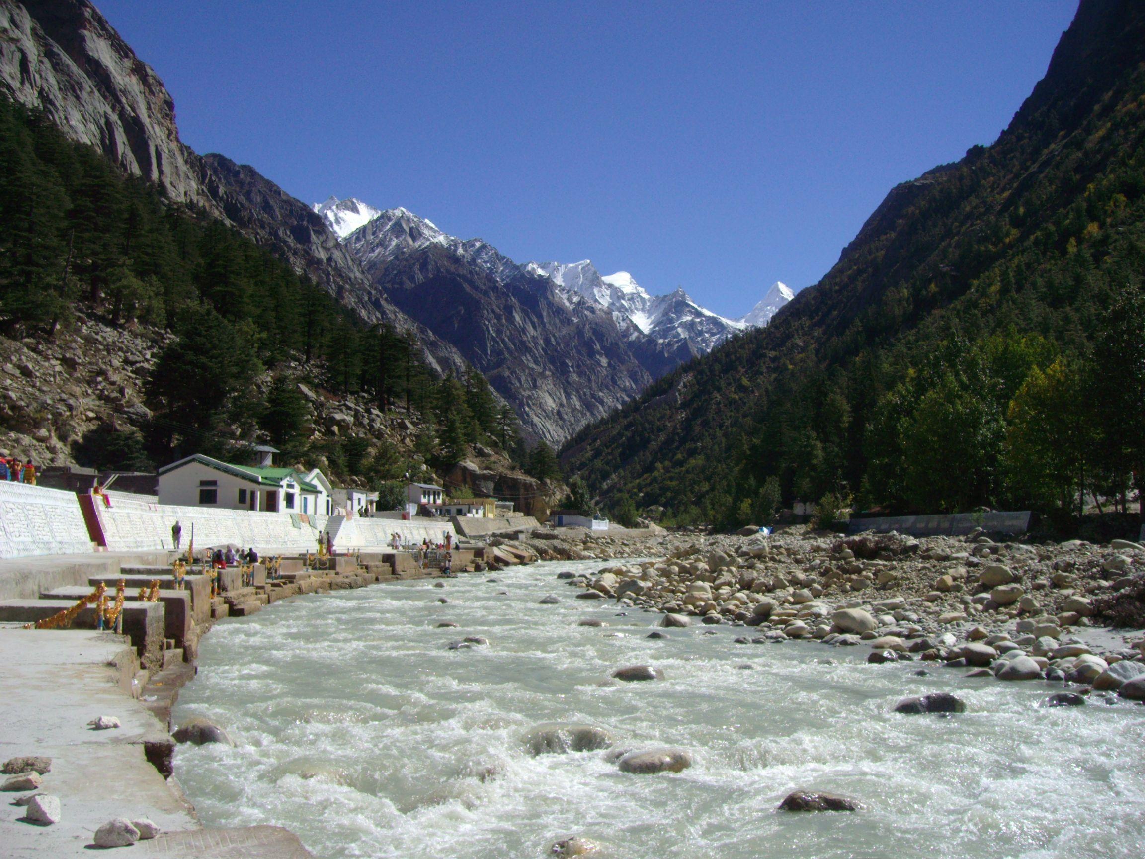 2304x1728 Gangotri Wallpaper