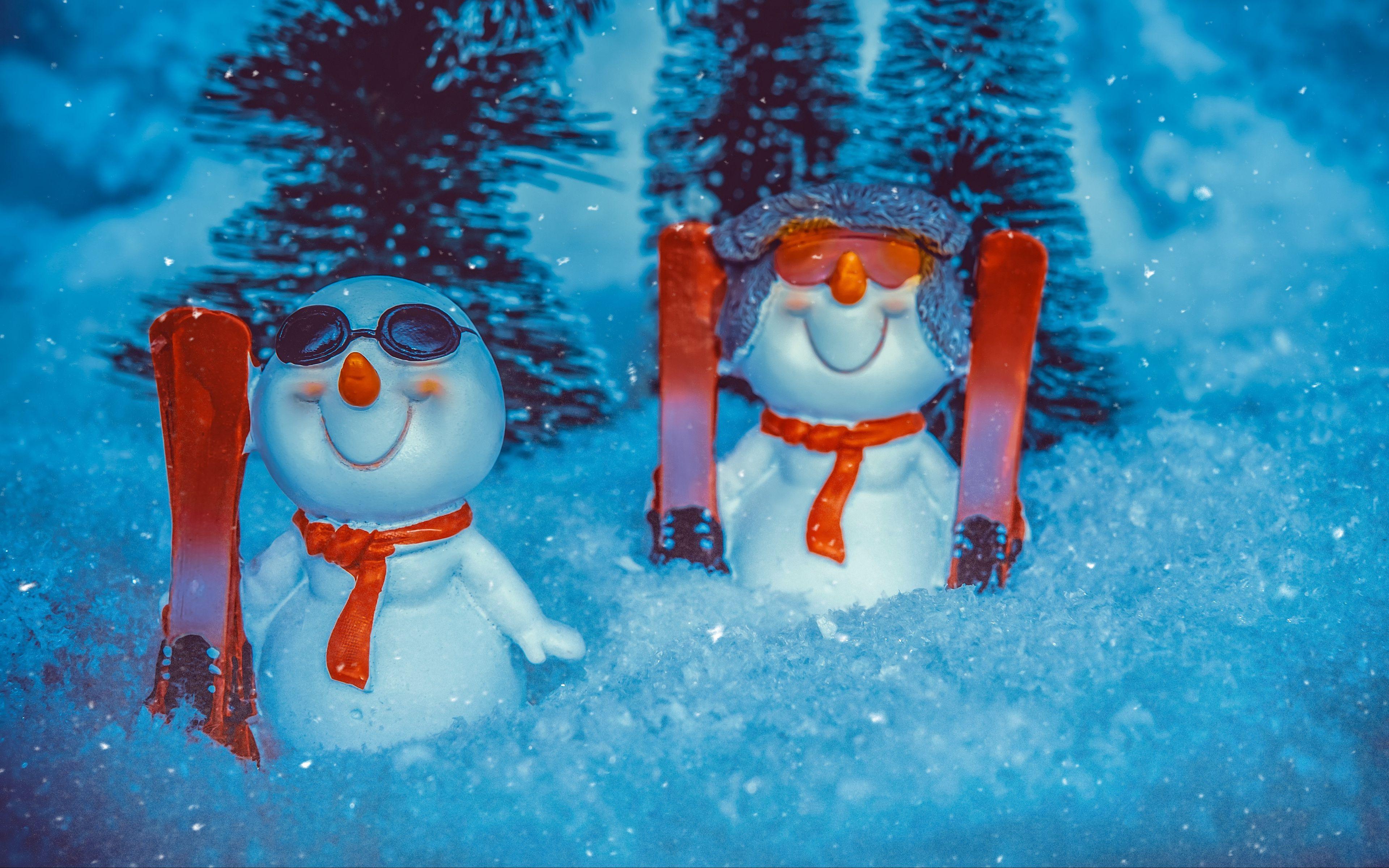 3840x2400 Download wallpaper 3840x2400 snowman, new year, christmas, snow, figurine, toy 4k ultra HD 16:10 HD background
