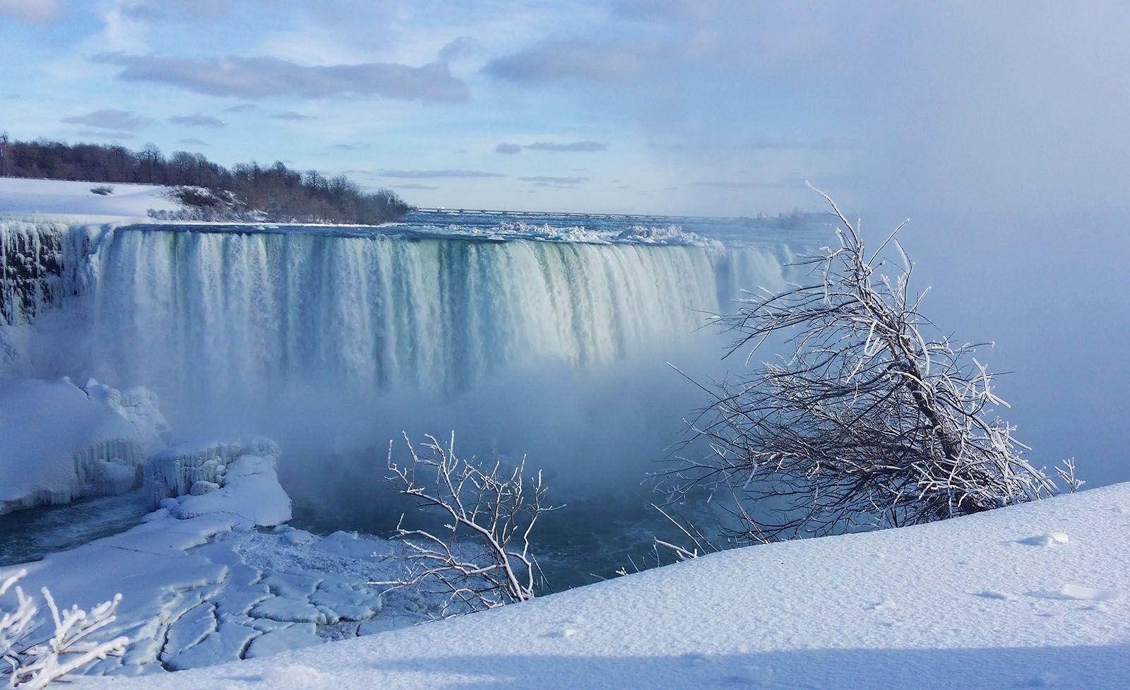 1600x977 Niagara Falls in Winter: The Ultimate Guide. Visiting niagara falls, Niagara falls, Niagara falls winter