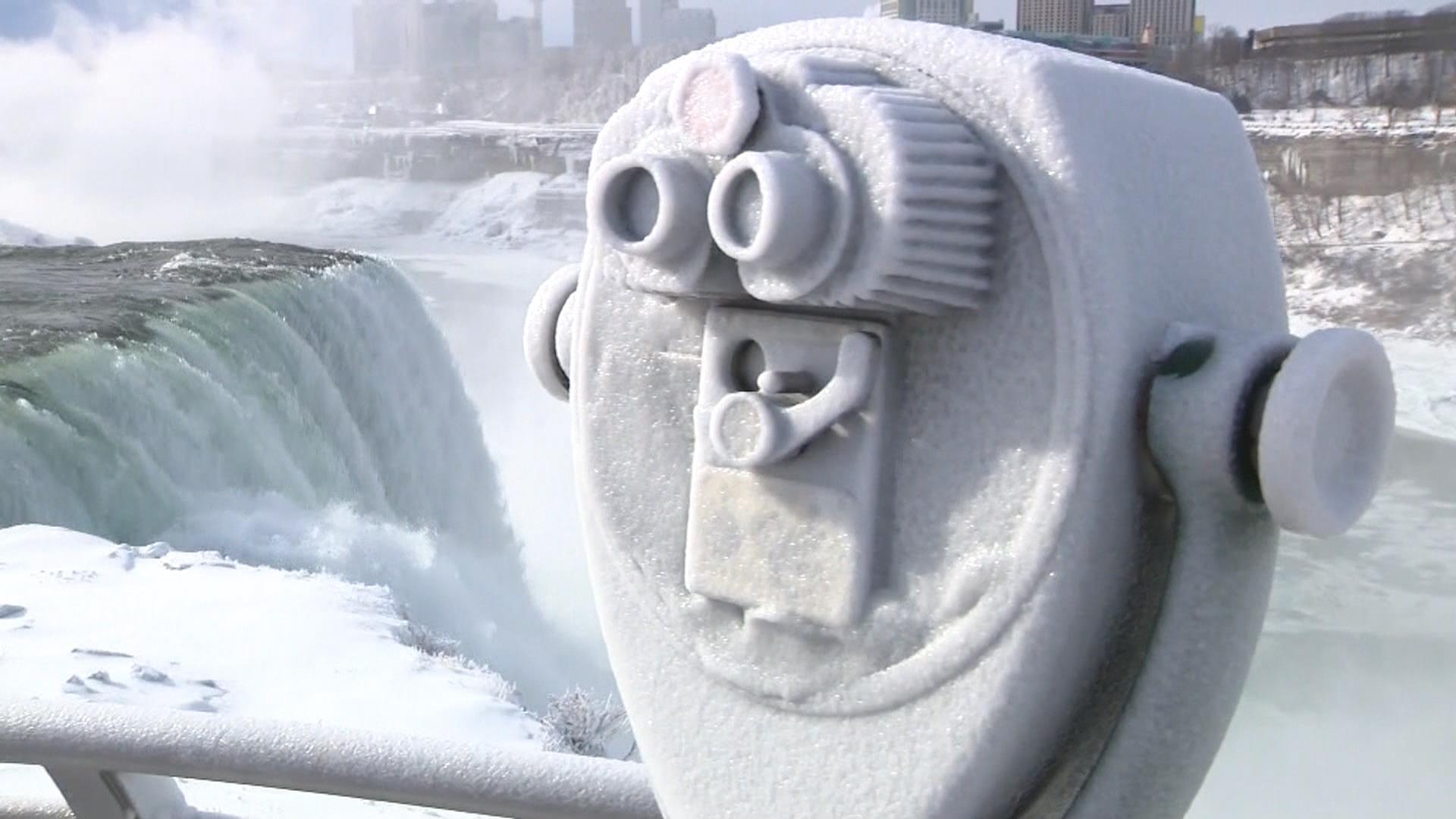 1920x1080 Niagara Falls freezes into icy wonderland