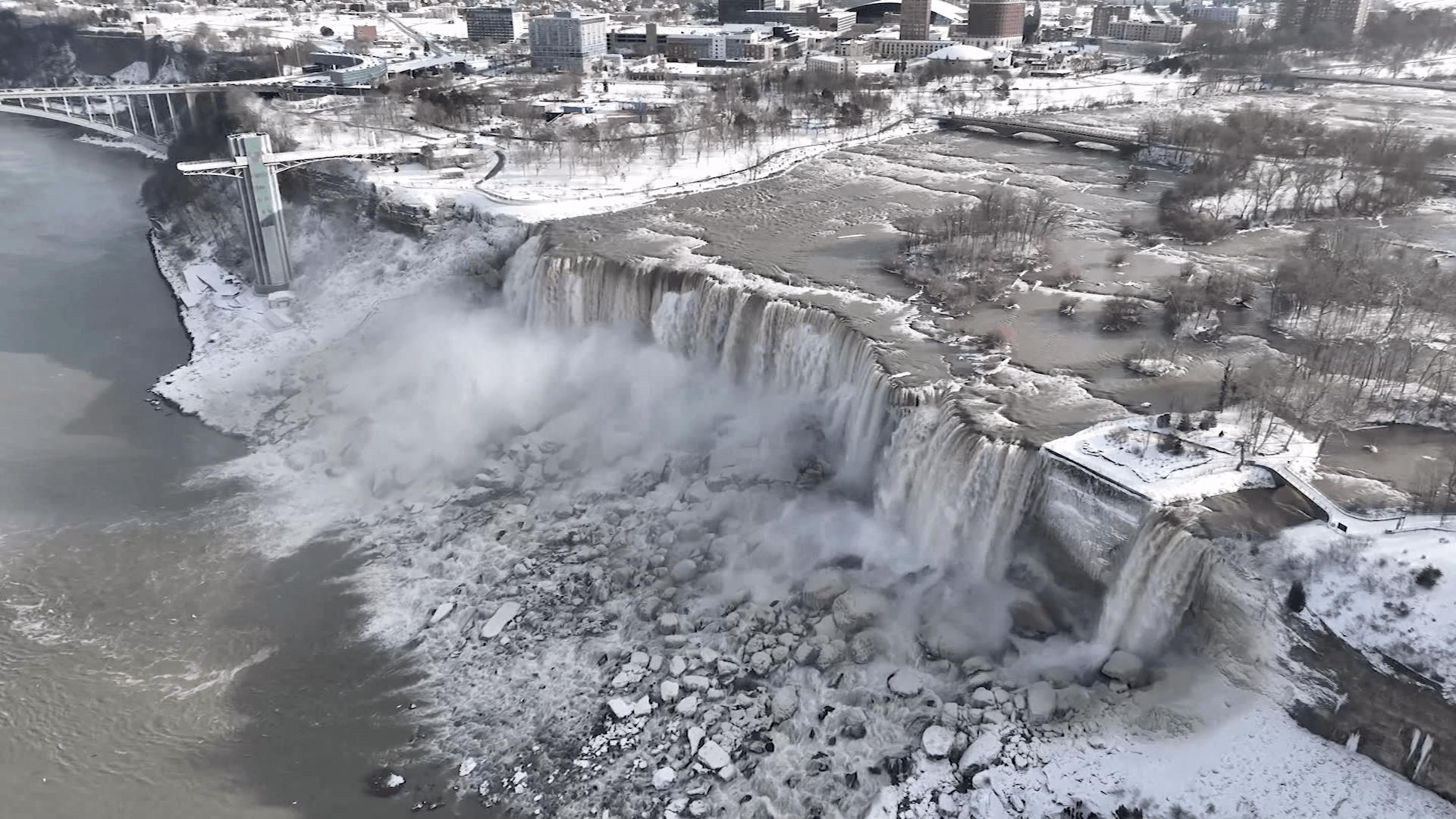1920x1080 Video: See stunning footage of a partially frozen Niagara Falls