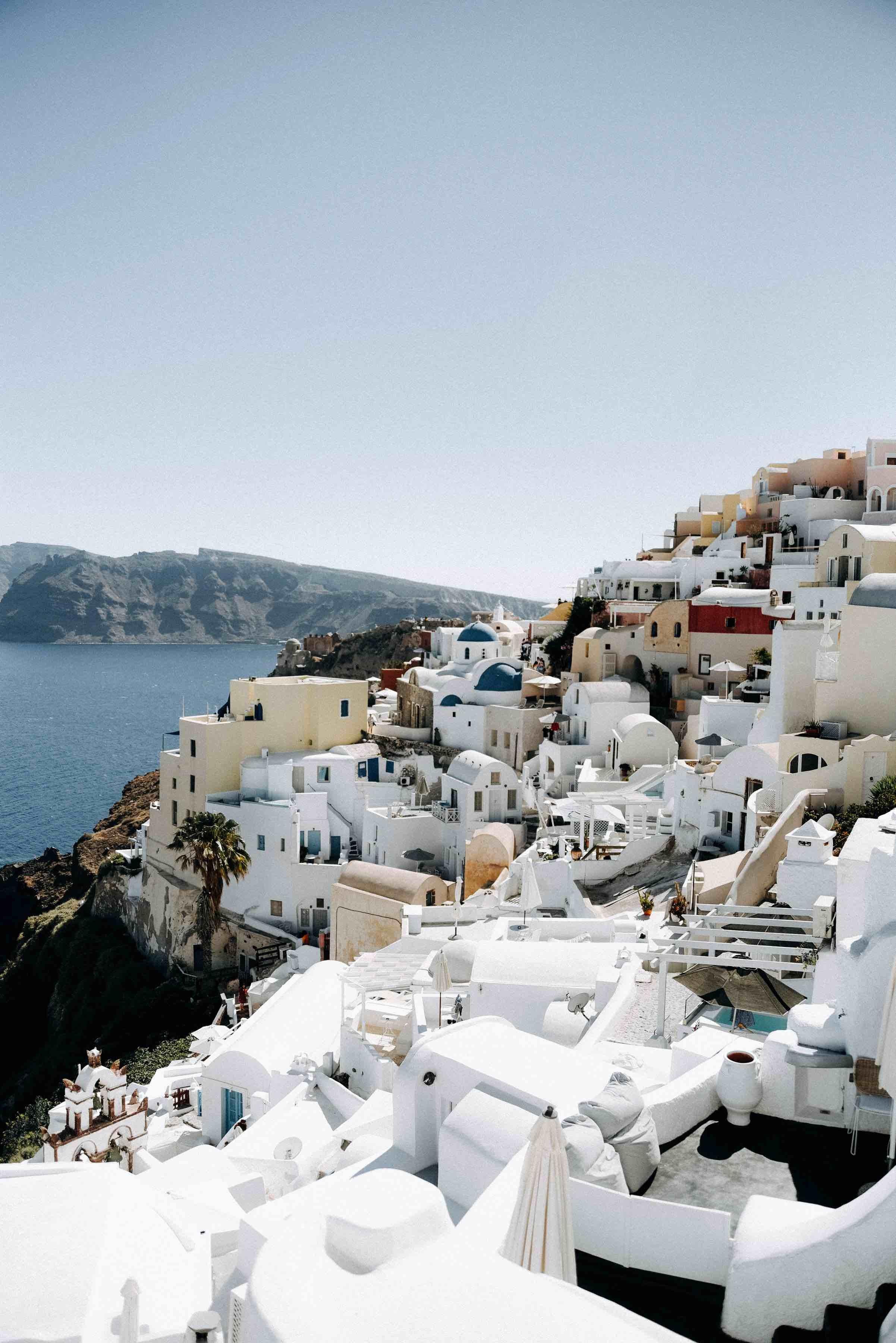 2403x3600 Ready and Roam / Santorini, Greece