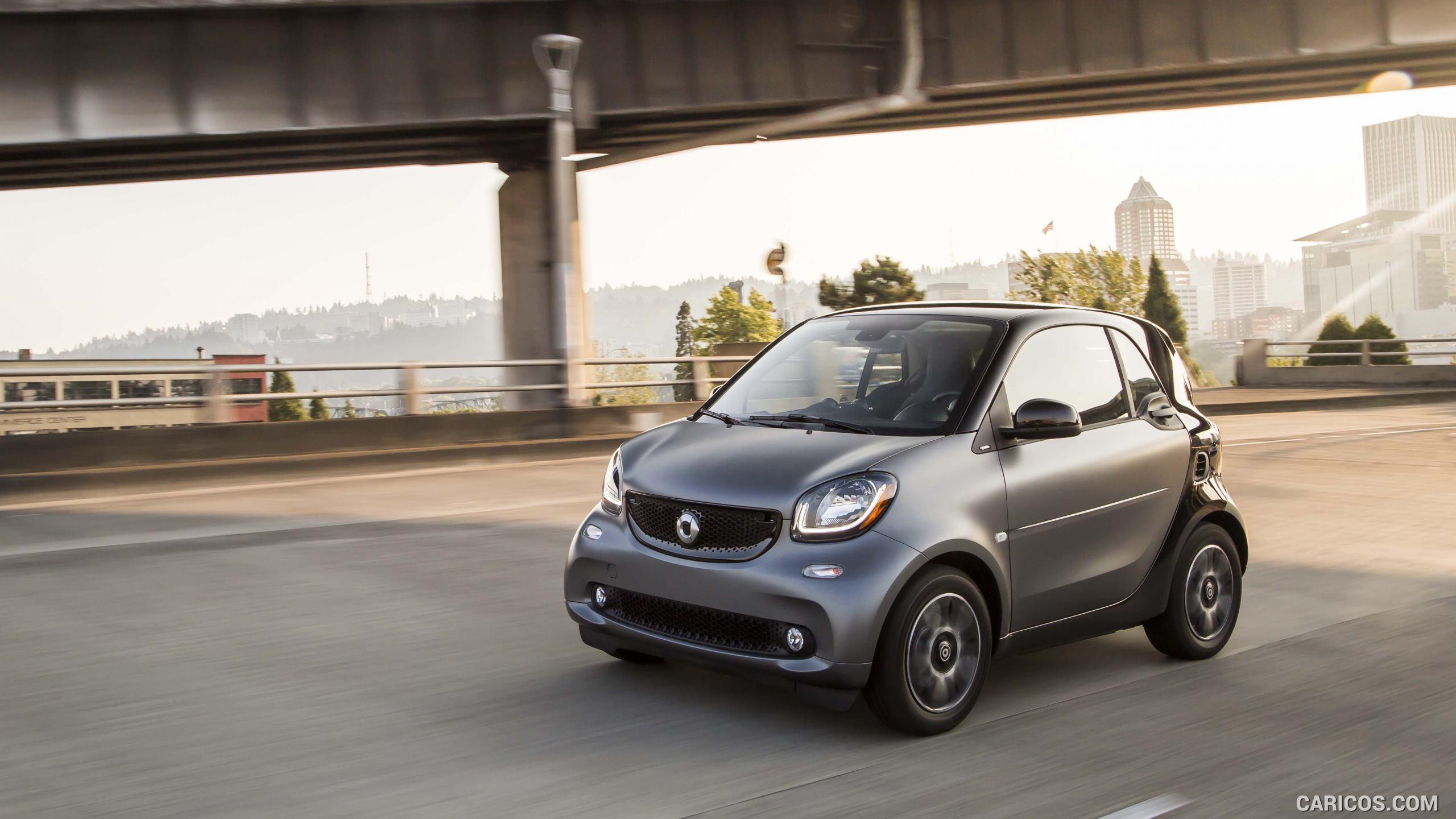 2560x1440 Smart Fortwo Wallpaper