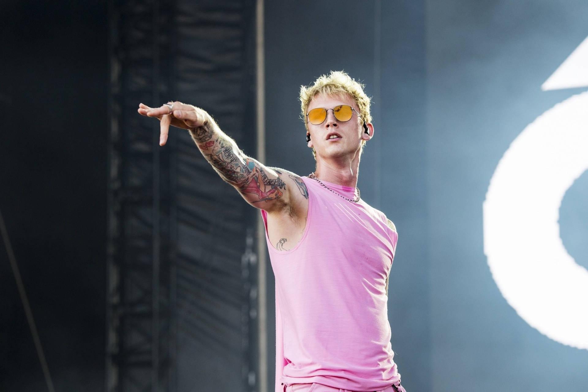 1920x1280 Download Machine Gun Kelly Rap Artist Wallpaper