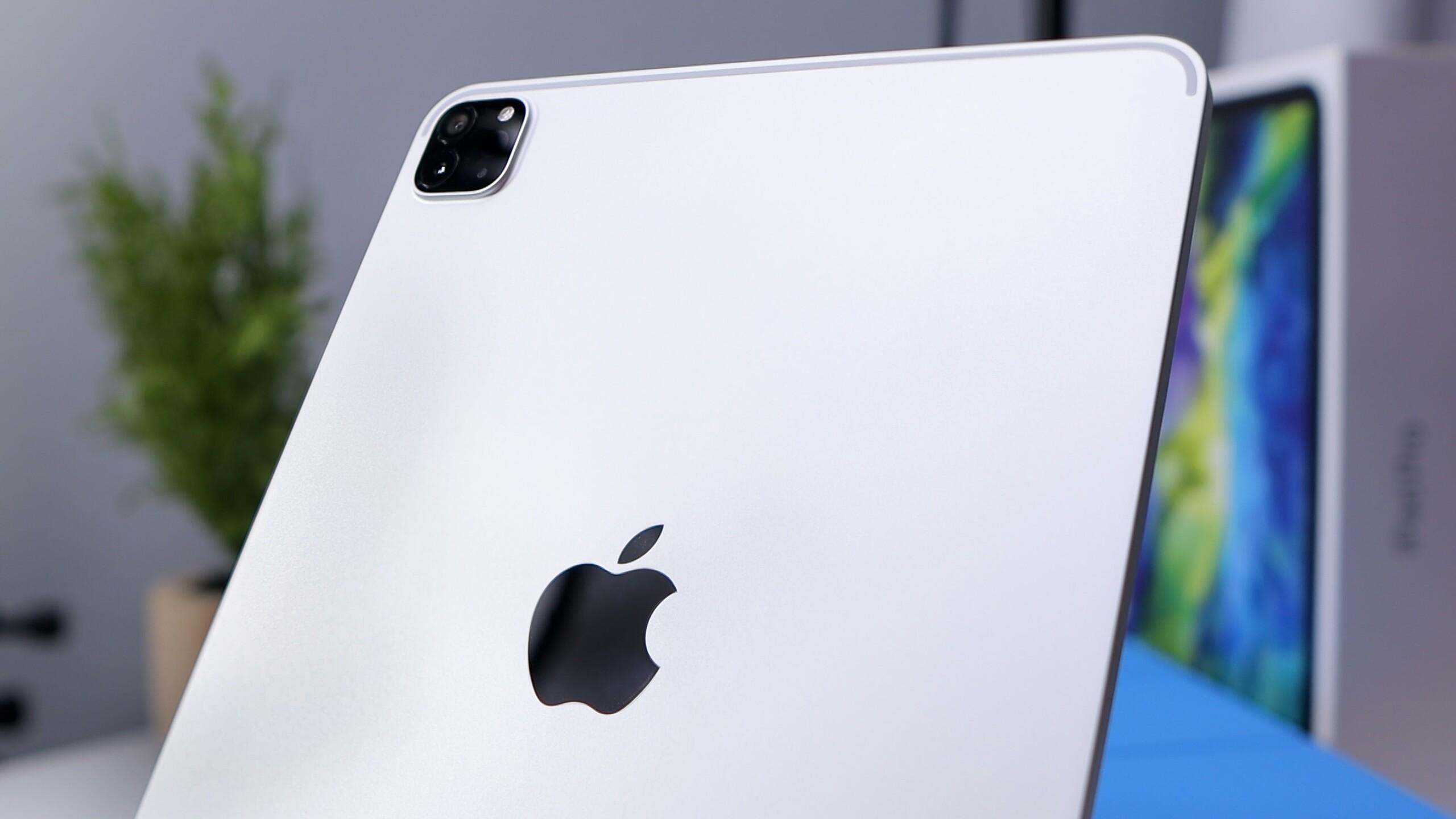 2560x1440 Rumor. The 2022 iPad Pro could come with a large Apple logo made of glass to allow wireless charging.net News