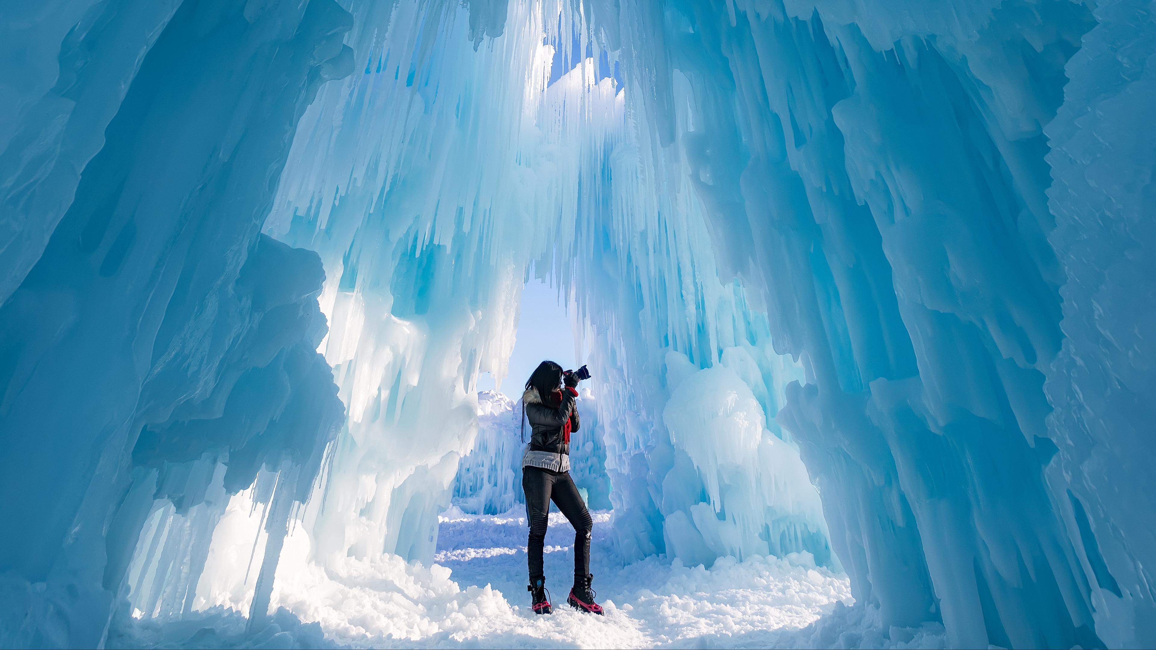 3840x2160 Download wallpaper 3840x2160 ice castle, photographer, ice, glacier