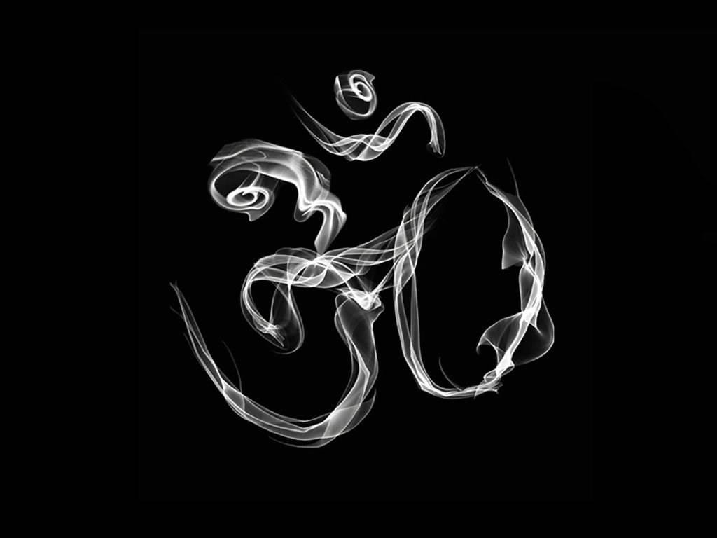1024x768 Download Ganesh Black And White Smoke Art Wallpaper