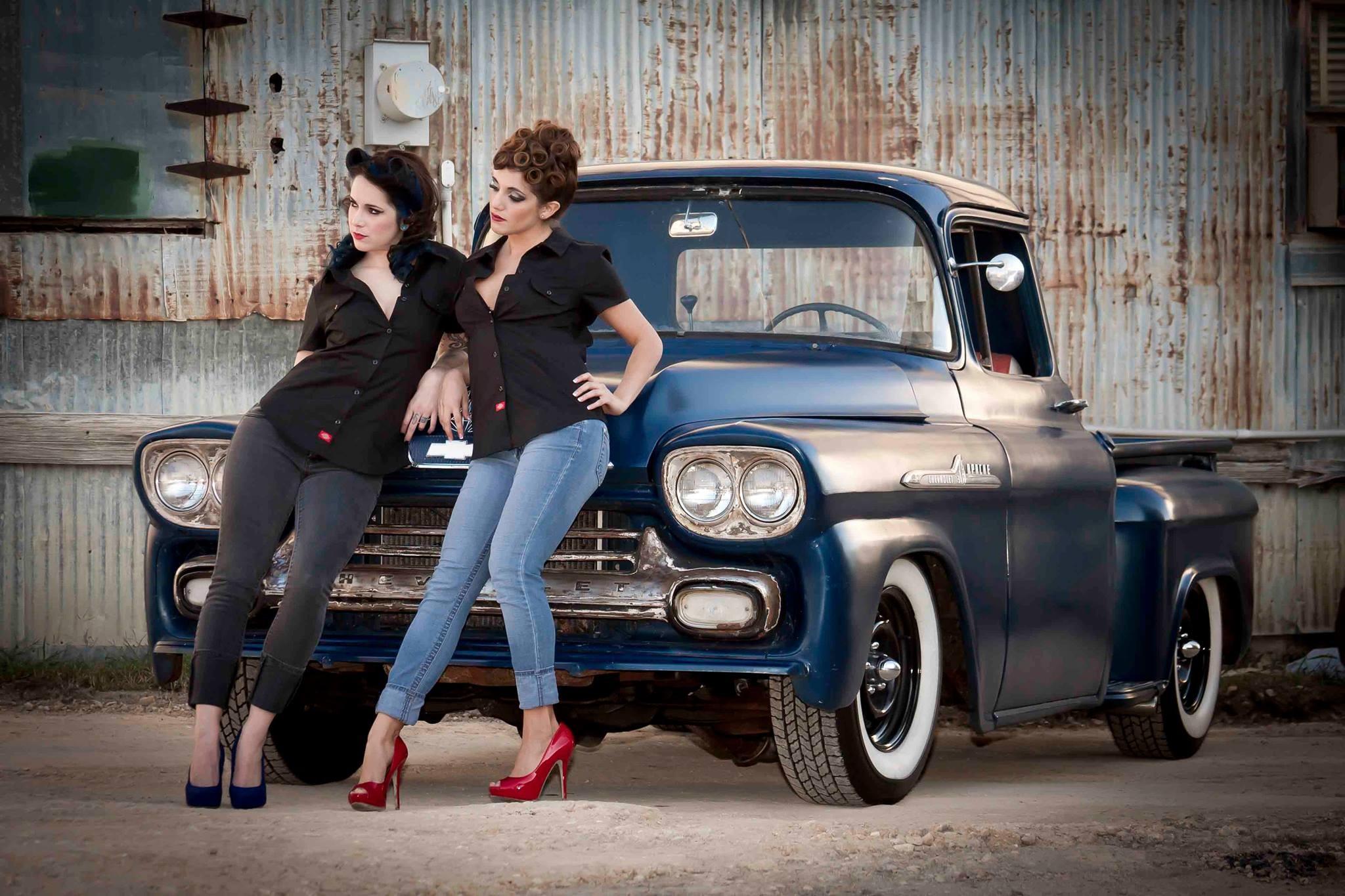 2048x1365 car, jeans, women, high heels, couple, model, pickup trucks, old car, women with cars, blue cars, Truck, Chevrolet Gallery HD Wallpaper
