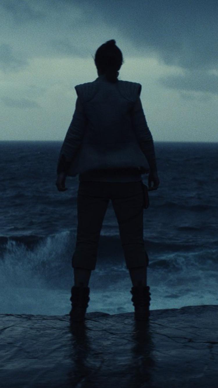 750x1334 Star Wars: The Last Jedi wallpaper