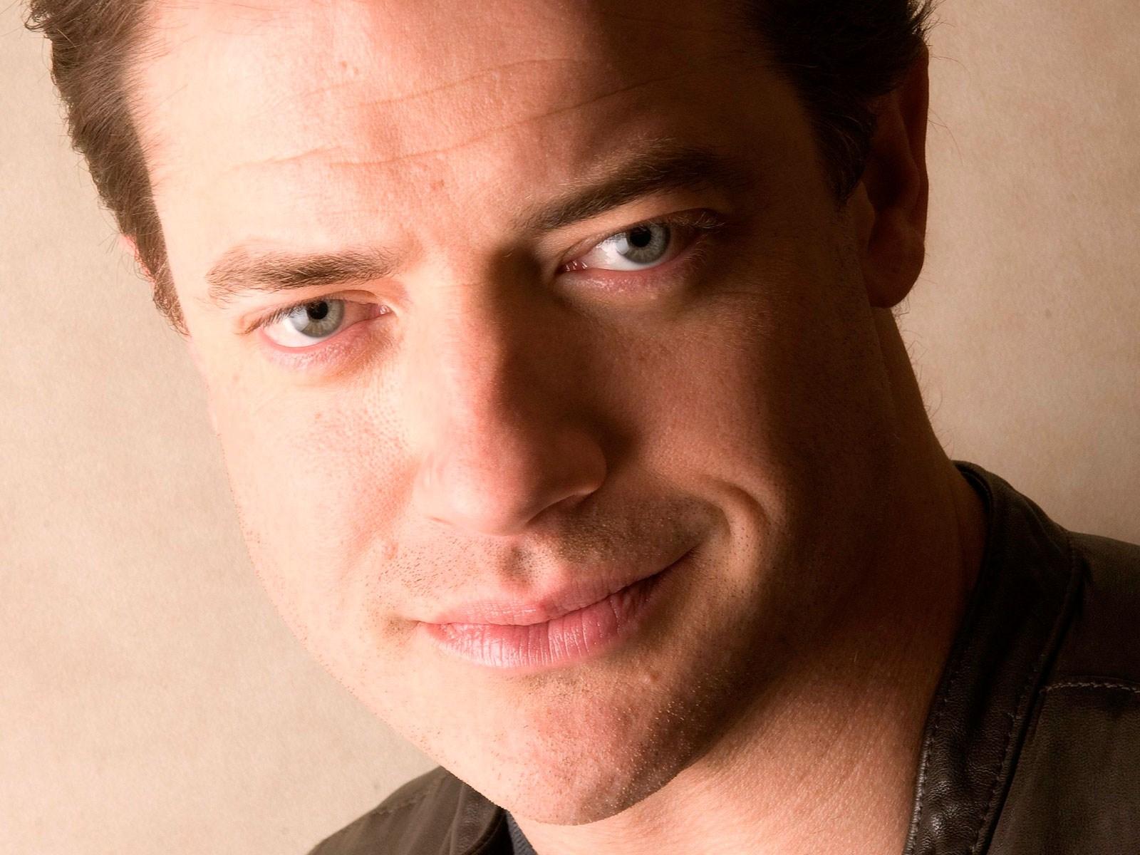1600x1200 Download Latest HD Wallpaper of, Celebrities, Brendan Fraser