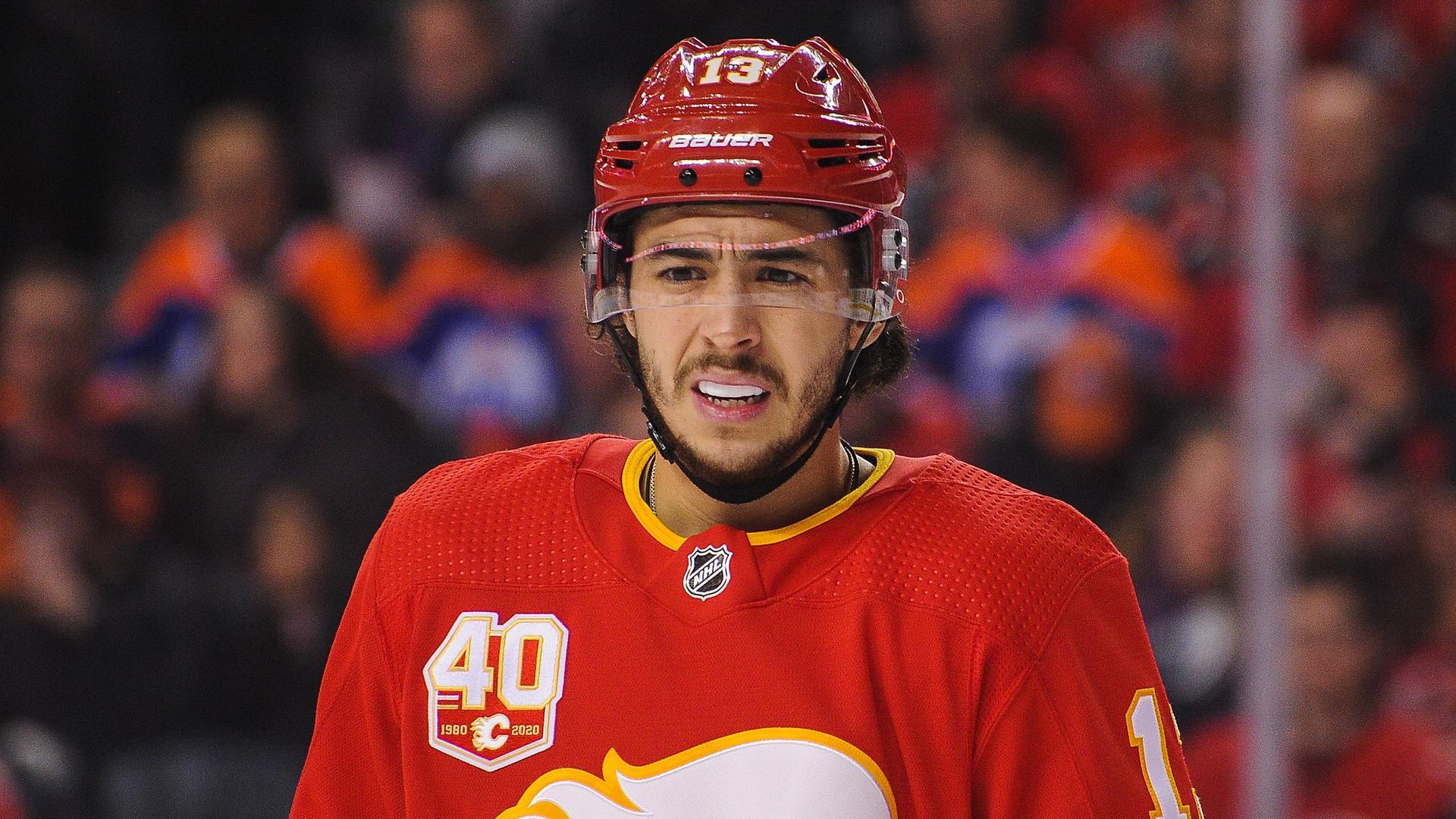1920x1080 Flames' Johnny Gaudreau freaks out hockey Twitter, but the man just 'had to pee'