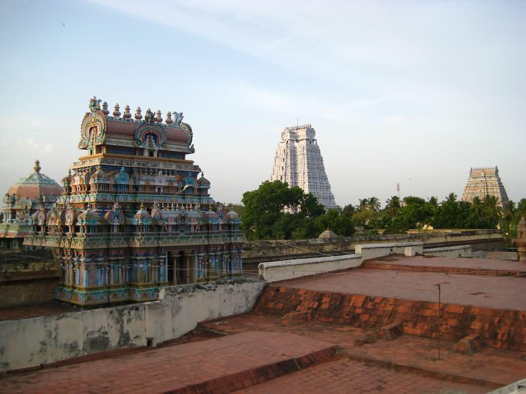 1024x768 Ranganathaswamy Temple In Srirangam, Tamil Nadu