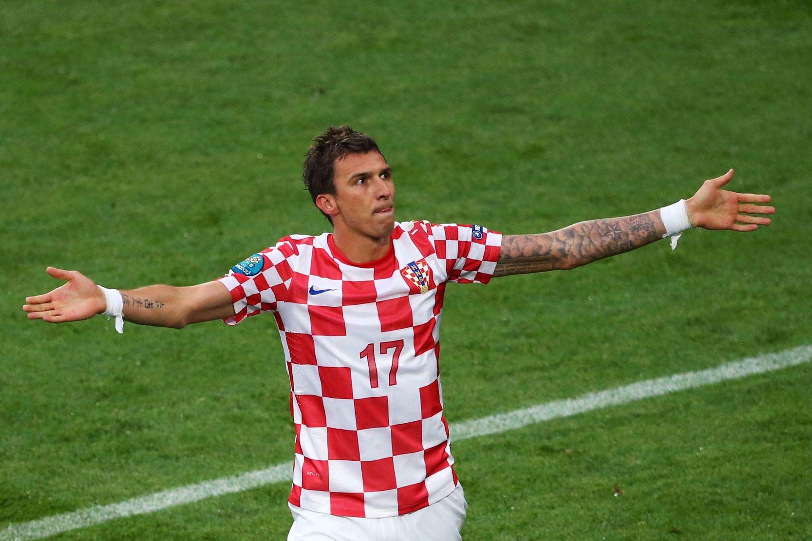 1667x1111 Mario Mandzukic 36inch x 24inch Silk Poster Wallpaper Wall Decor Silk Prints for Home and Store : Tools & Home Improvement