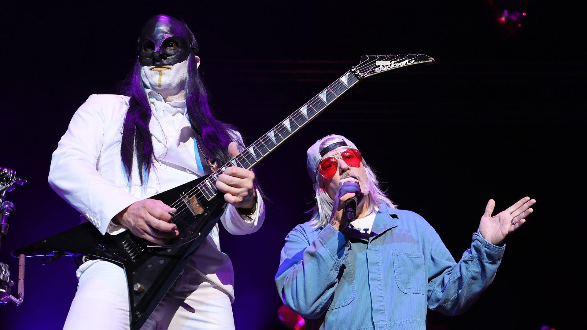 1920x1080 Limp Bizkit review by someone who never heard of Limp Bizkit