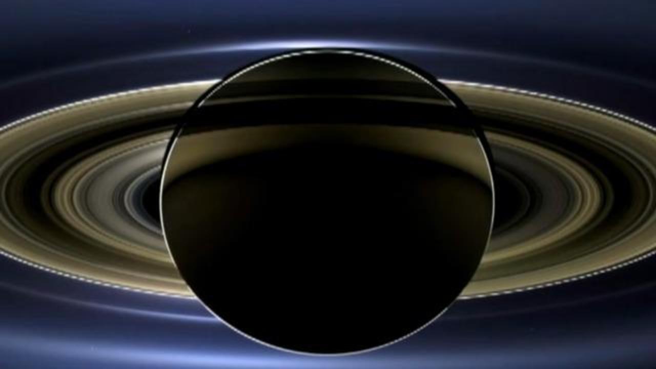 1280x720 Hubble telescope captures beautiful new image of Saturn in stunningly clear detail