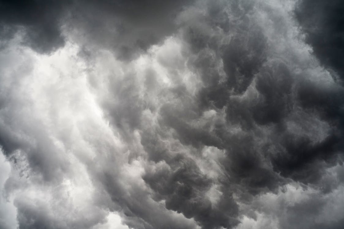 1124x750 Black Clouds · Free