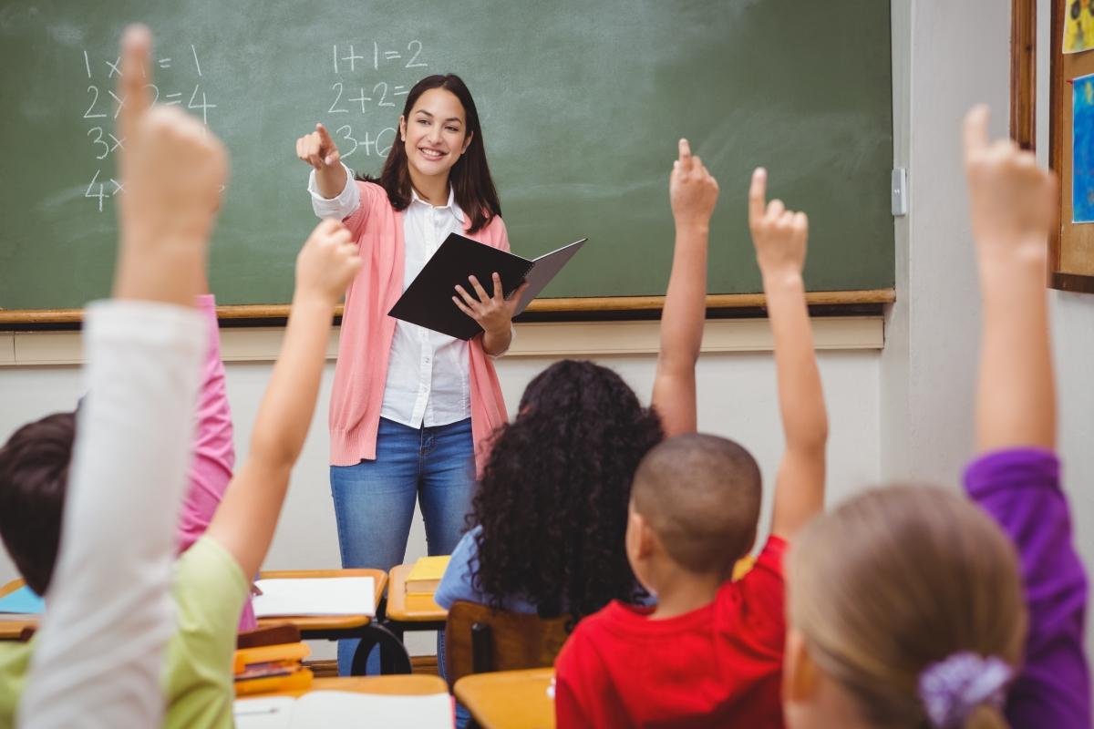 1200x800 Elementary school and kindergarten teachers
