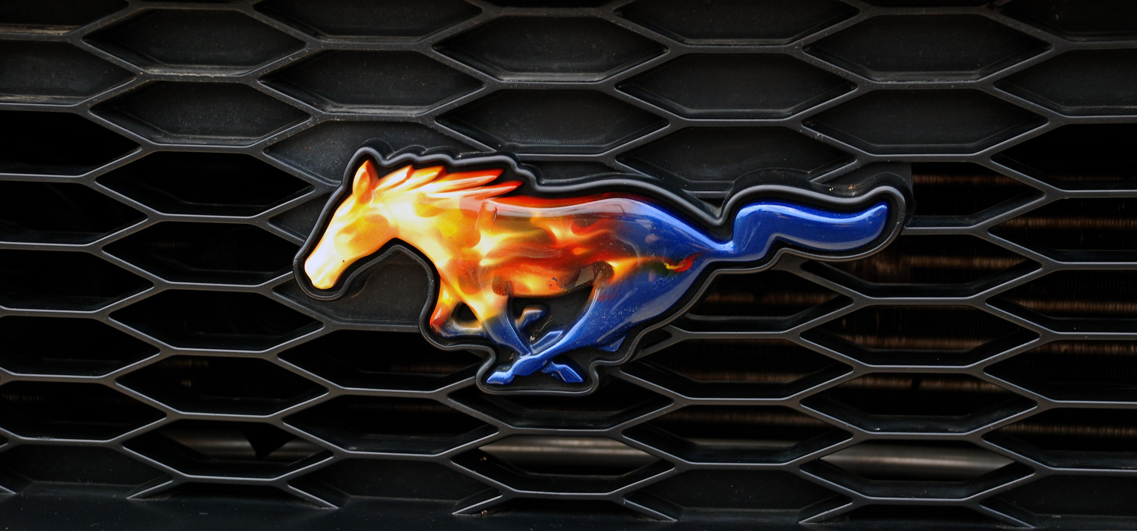 3872x1807 Cool Mustang Wallpaper