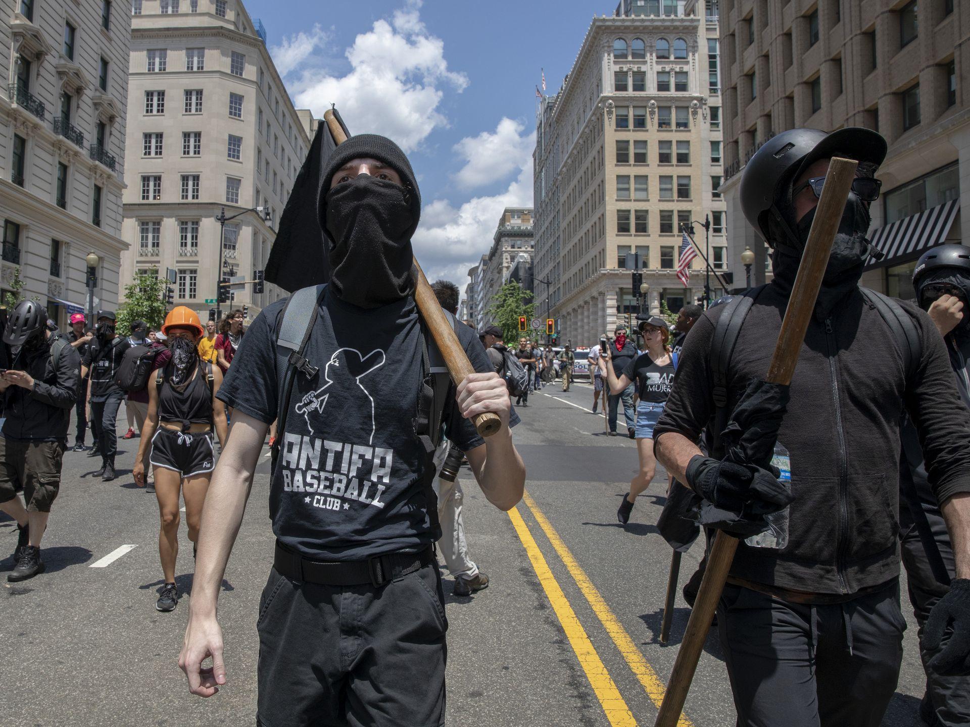 1920x1440 Trump threatens to classify antifa as terrorists