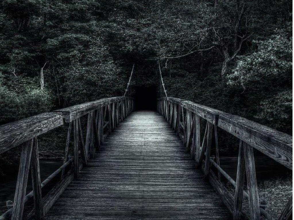 1024x768 Darkness Wallpaper
