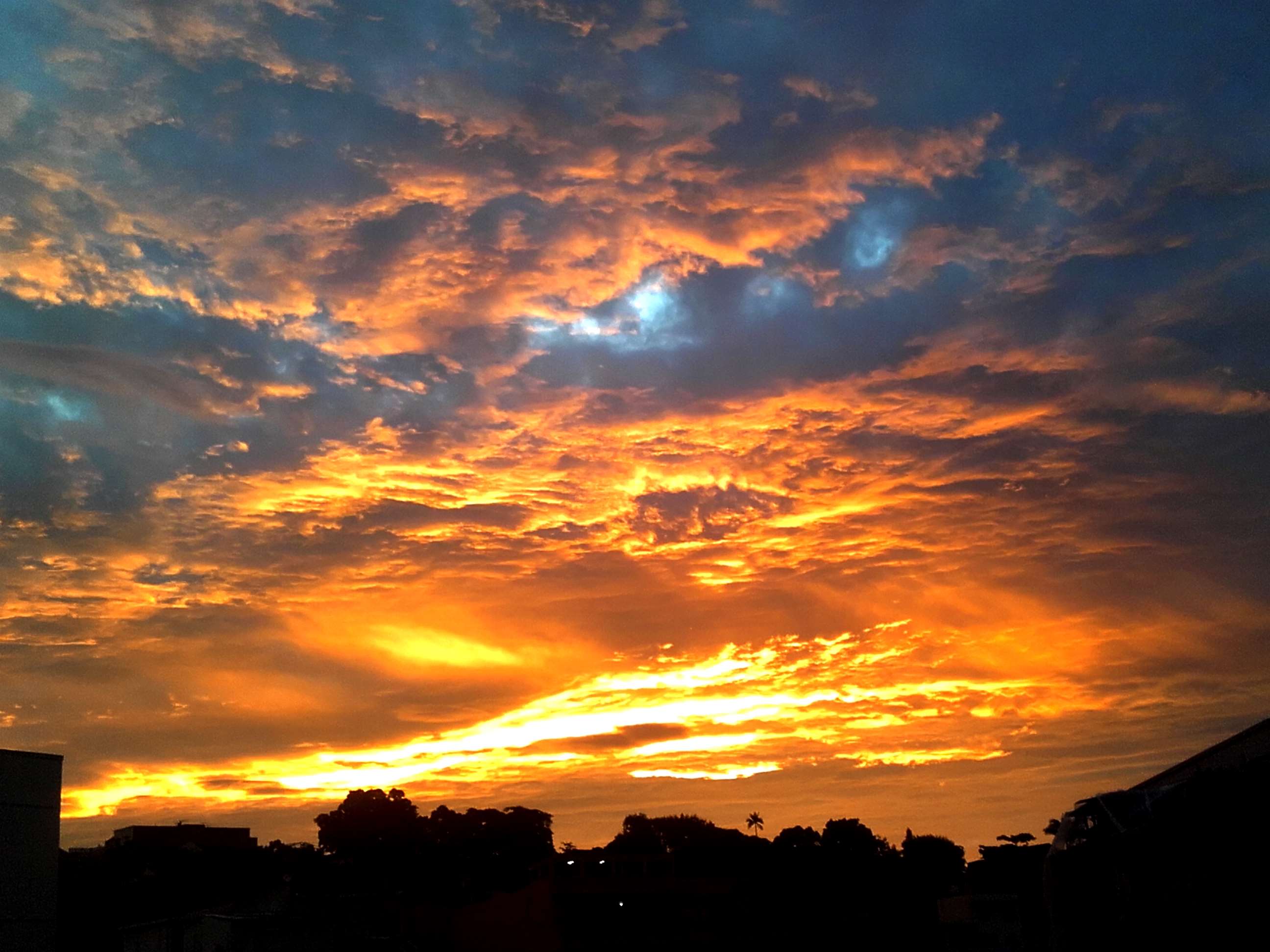 2592x1944 blue, clouds, orange sky, sky, sunset Gallery HD Wallpaper