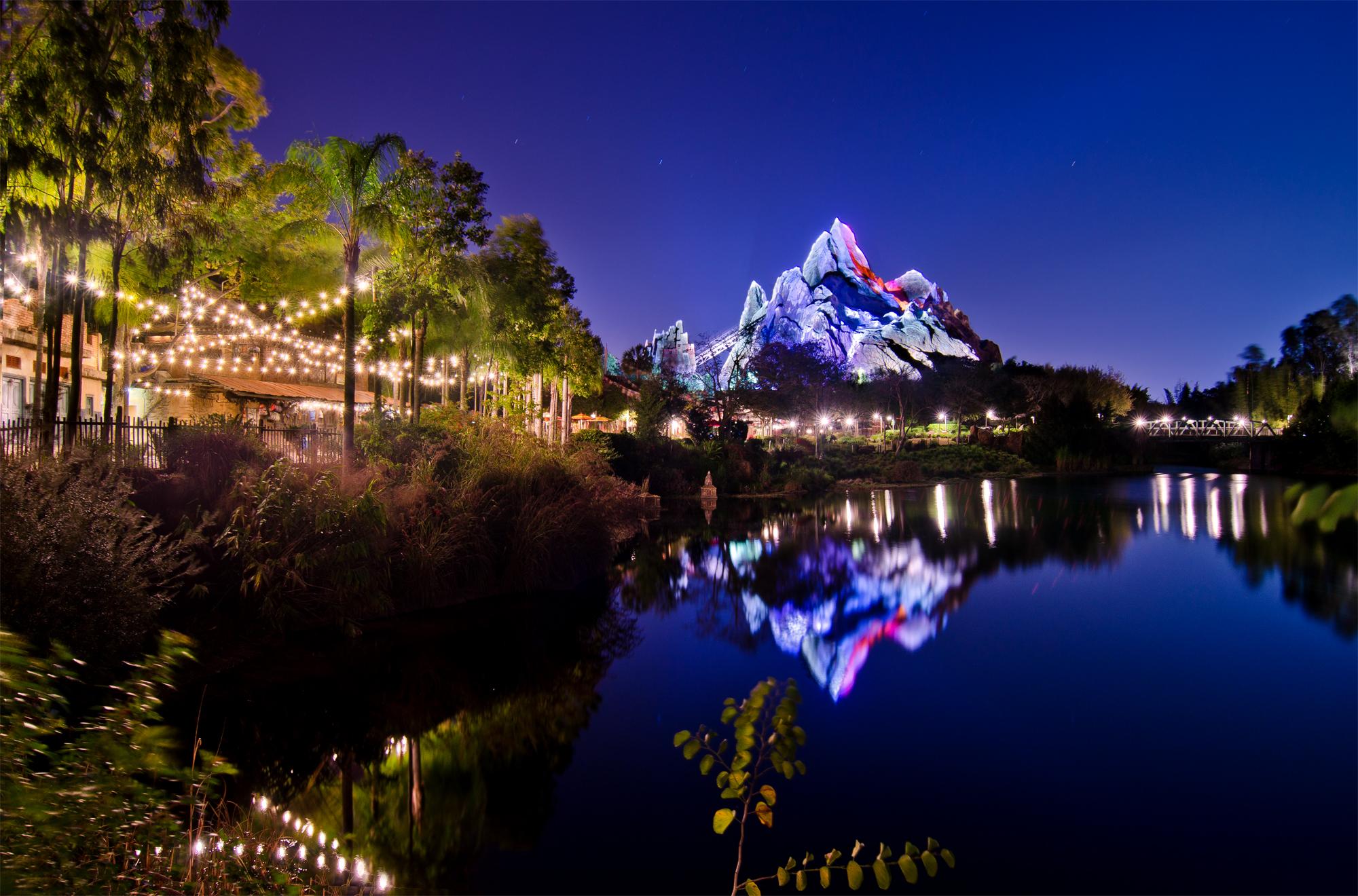 2000x1320 Expedition Everest Night Photo Tourist Blog