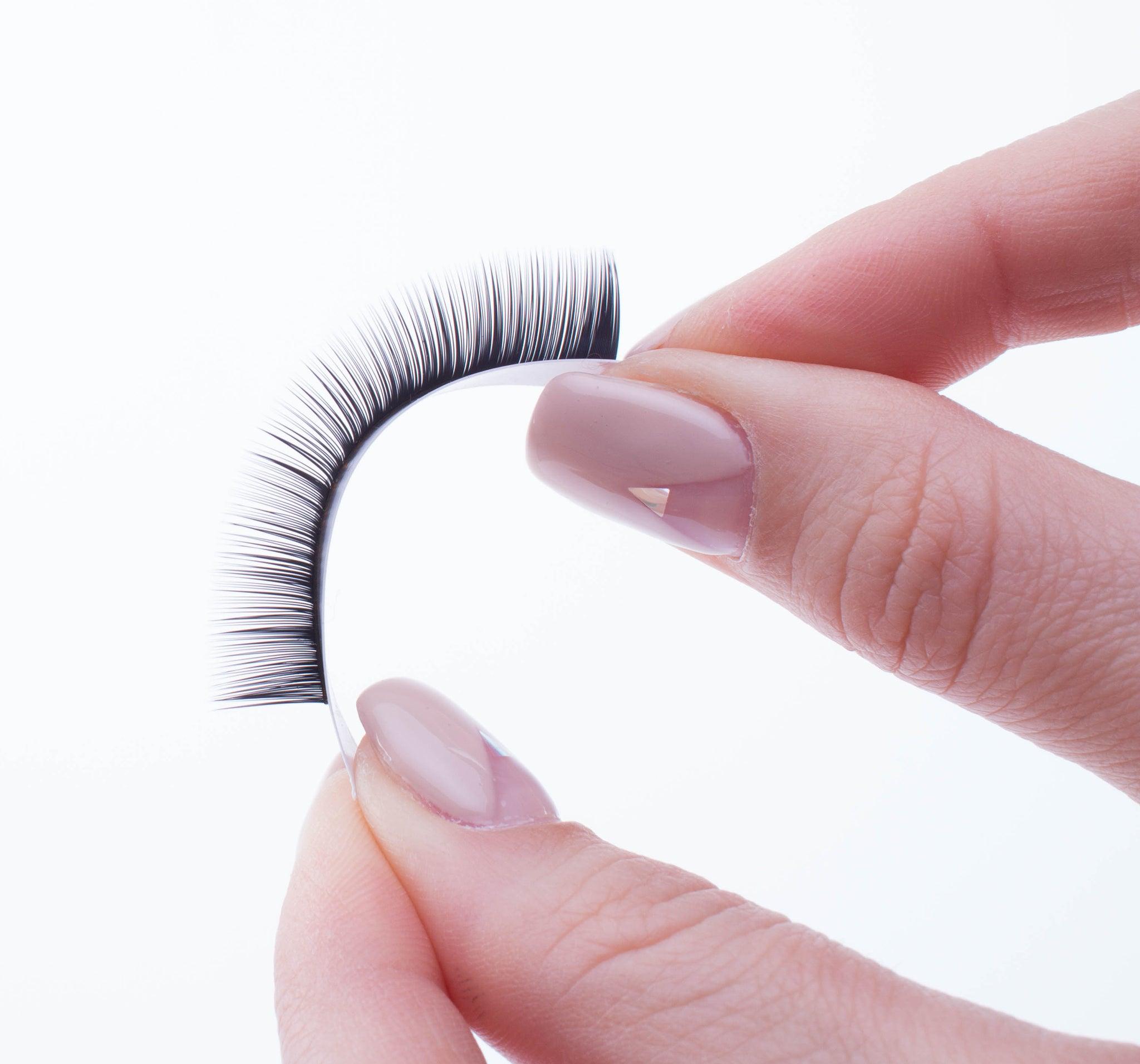 2048x1911 What Is The Difference Between Silk, Mink and Human Lashes