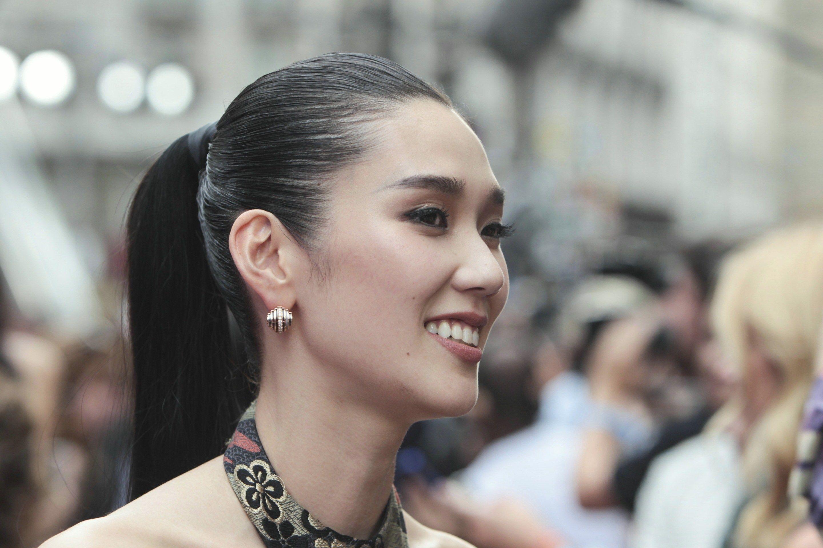 2880x1920 Tao Okamoto Wallpaper