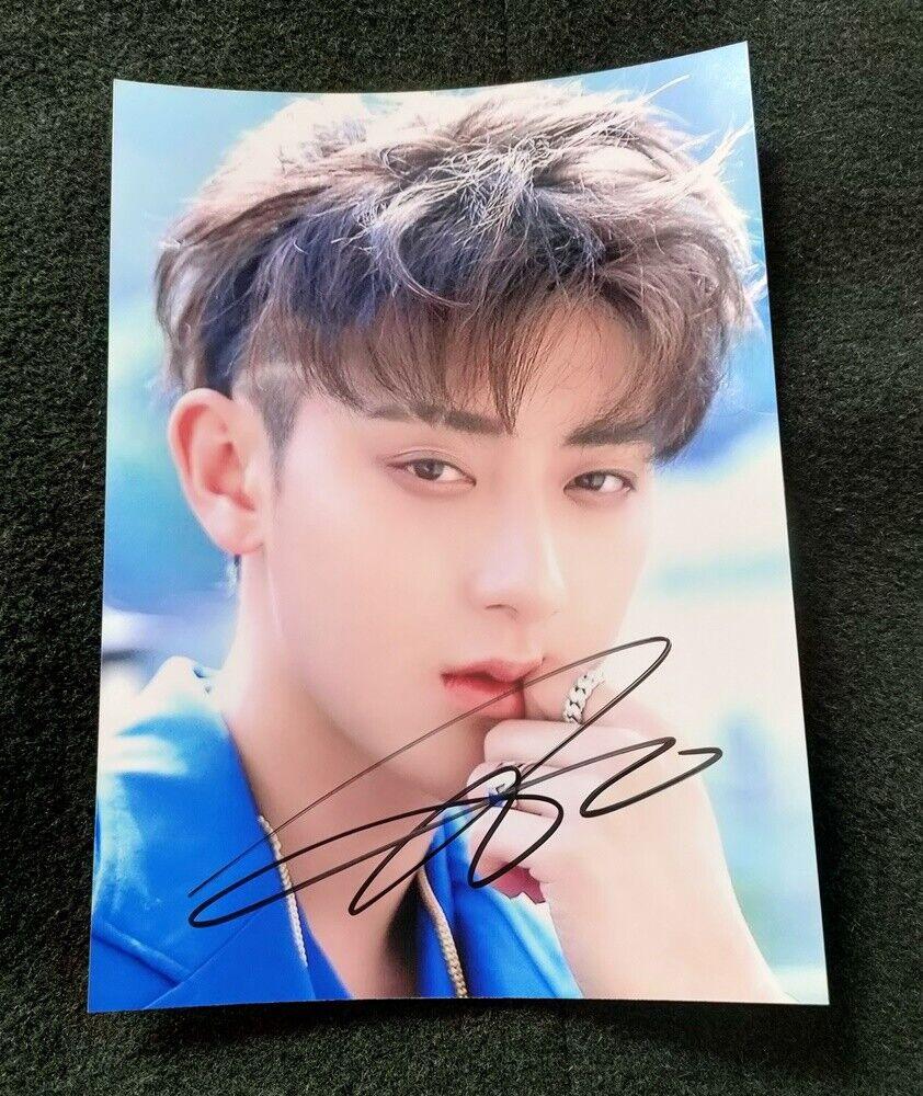 842x1000 ZTAO Z.TAO Autographed Signed Photo Autographs Collectibles 5*7 黄子韬