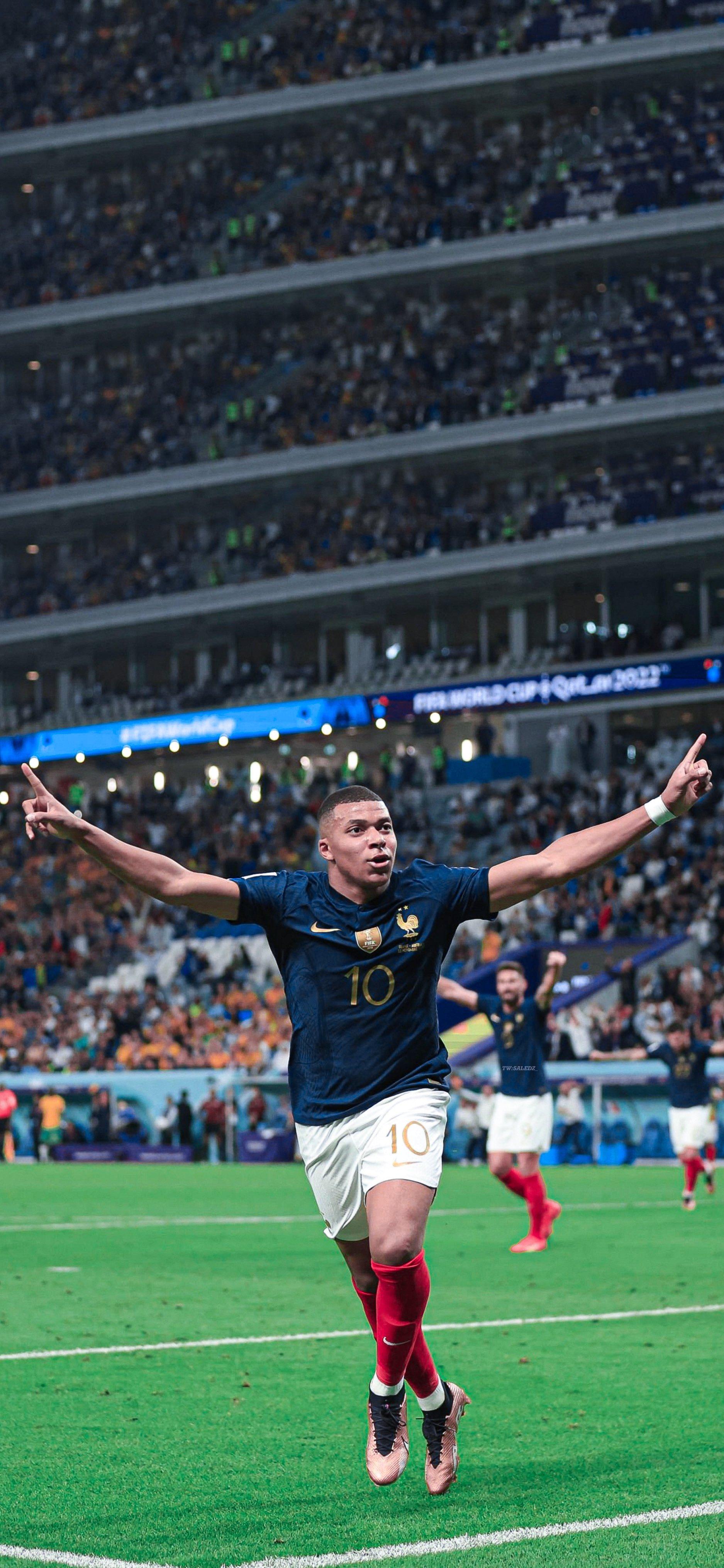 1875x4062 خالدز. Kylian Mbappe