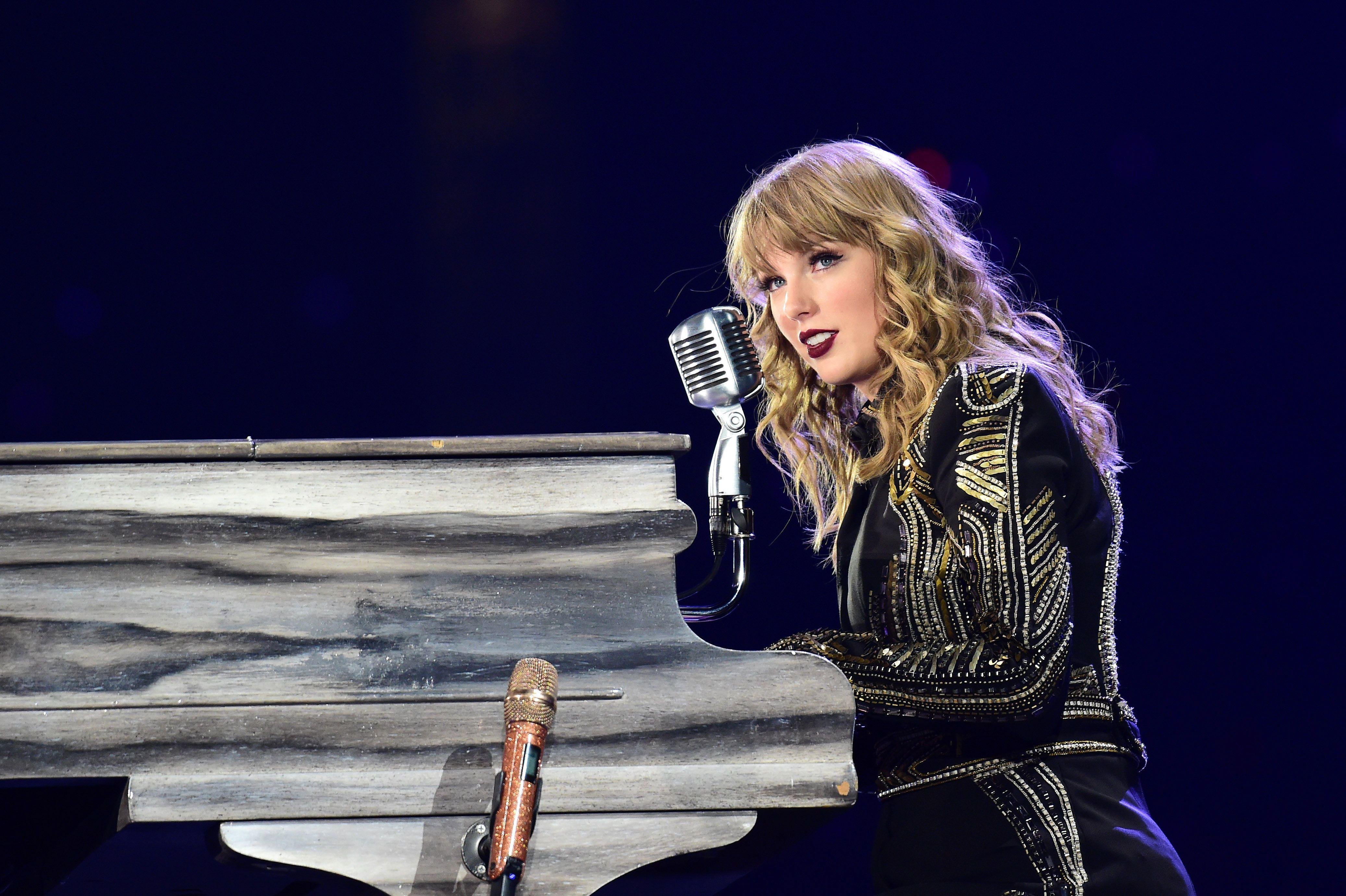 4148x2761 Taylor Swift Announces New Dates for 2023 Tour, 'Eras'