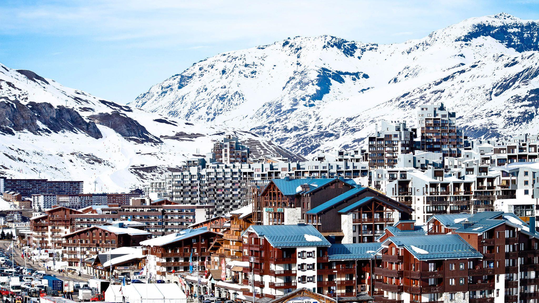 2048x1152 Urban buildings in the ski resort of Tignes, France wallpaper