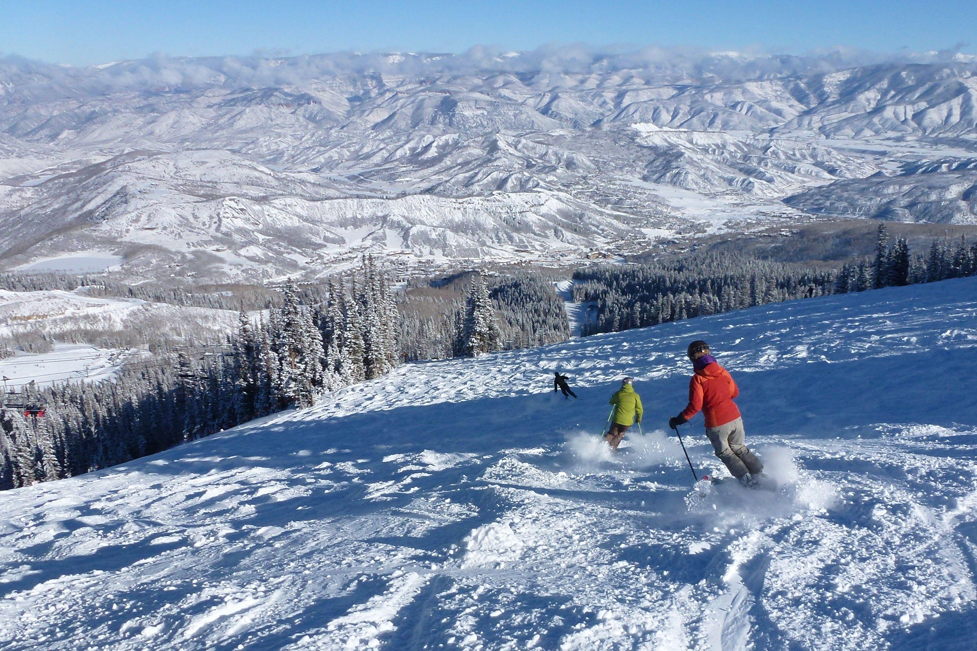 3347x2231 Perfect timing at Buttermilk and Snowmass Ski Country USA