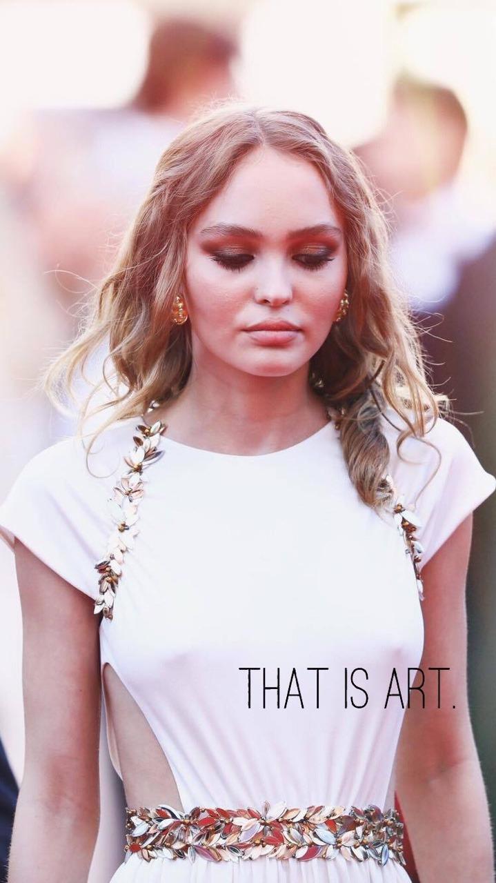 719x1280 Mylockscreenz. Lily Rose Depp Lockscreens Like Reblog If You