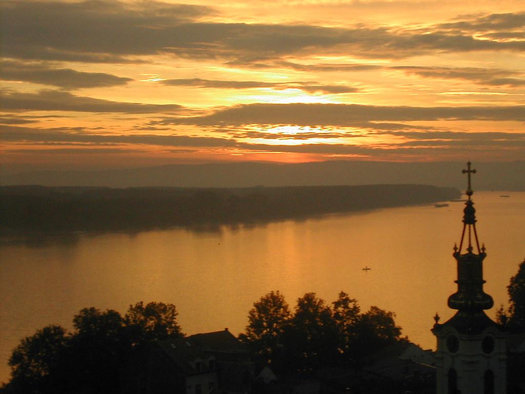 1024x768 zemun. This is the city that Srdjan is from