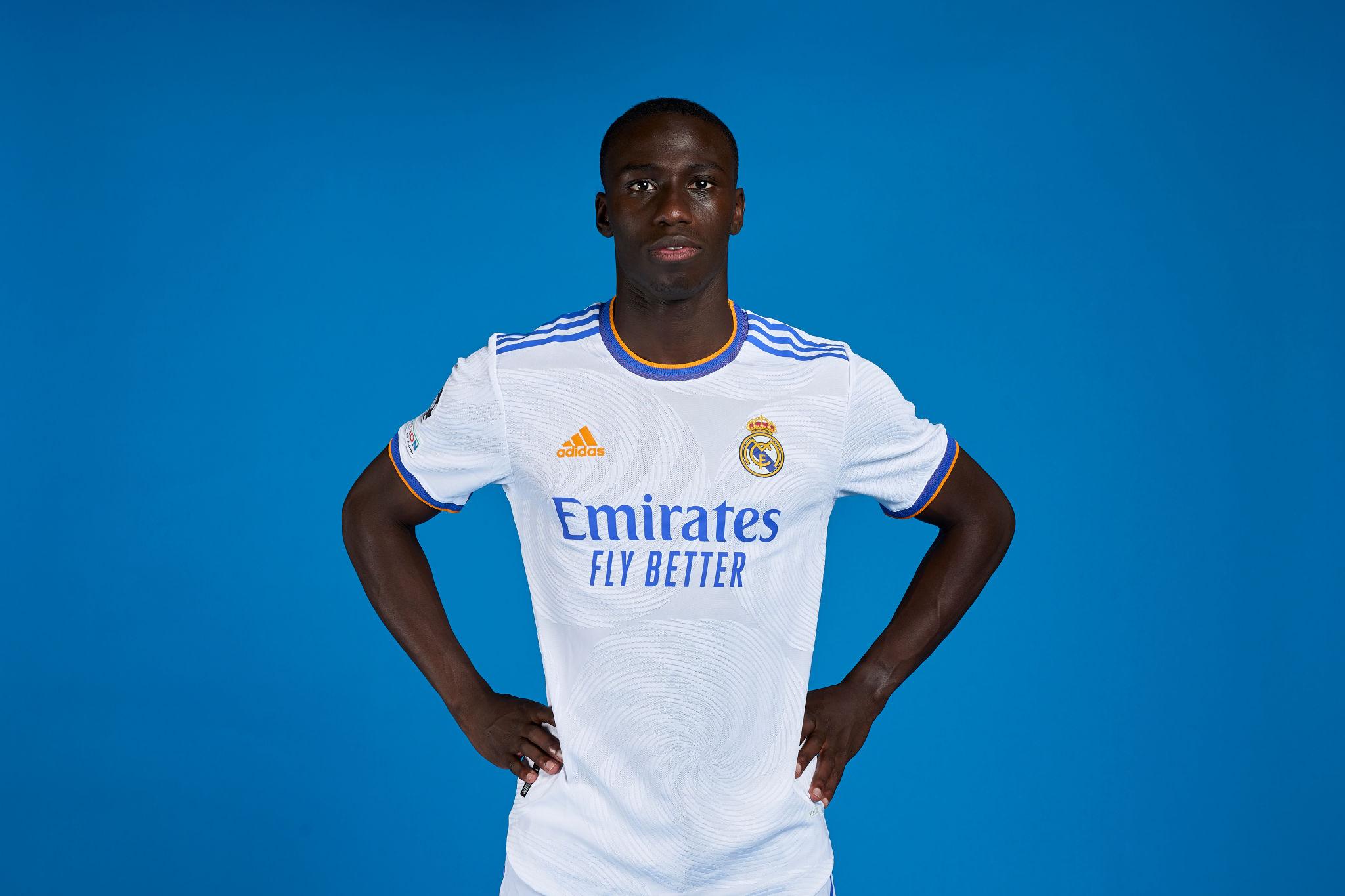 2048x1365 Ferland Mendy HD Wallpaper
