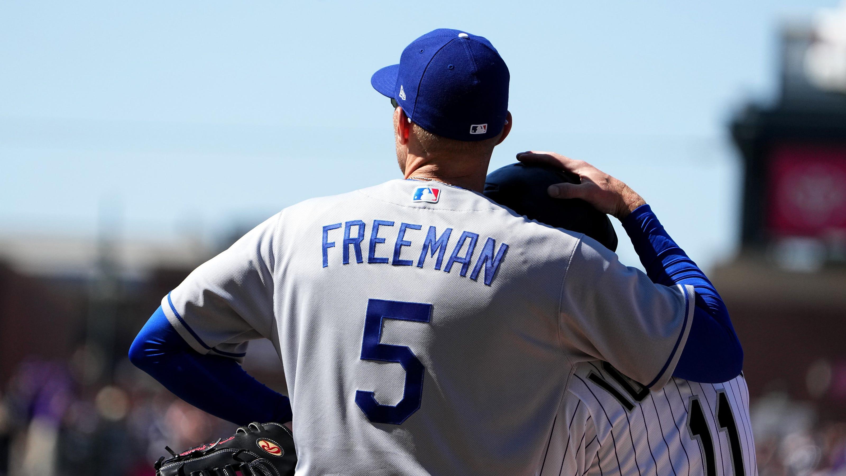3200x1800 Freddie Freeman Consoles José Iglesias During Dodgers Rockies Game