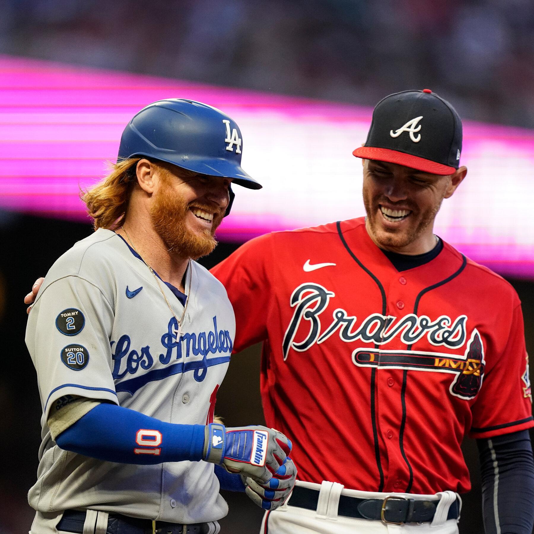 1800x1800 Atlanta's Freddie Freeman Has a Hug Waiting at First Base