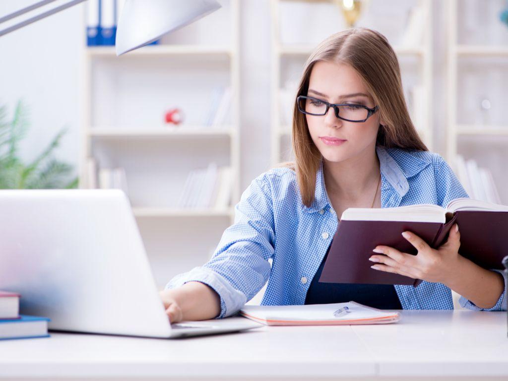 Computer Student Wallpapers - Top Free Computer Student Backgrounds