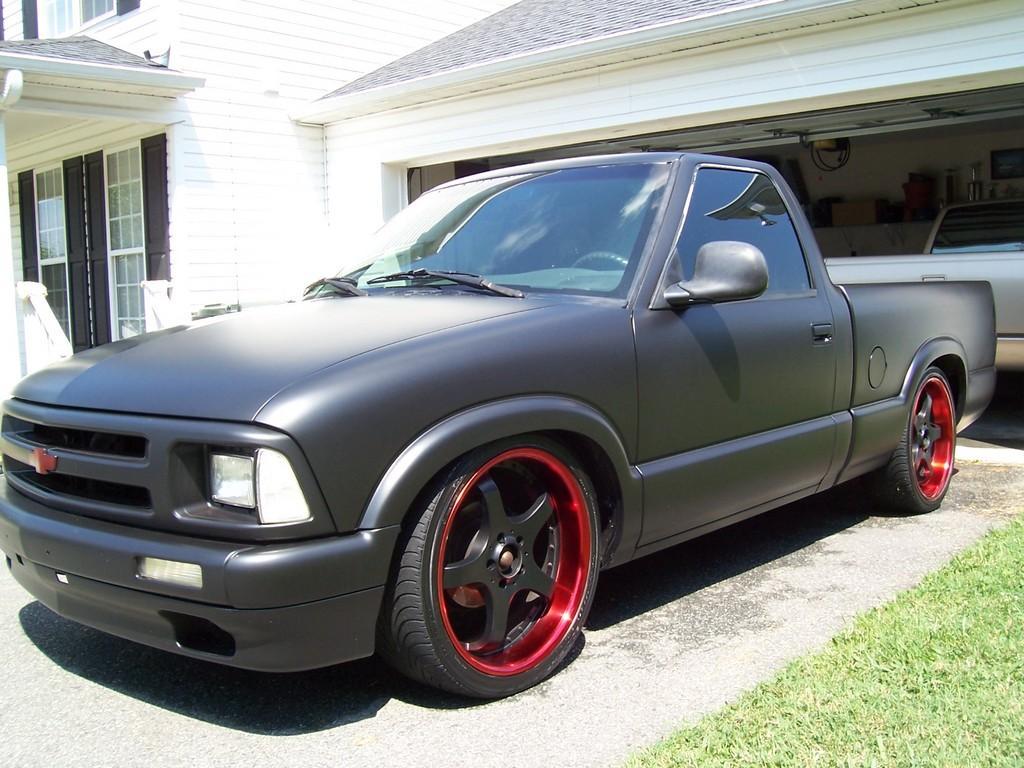 1024x768 GMC S10 Wallpaper