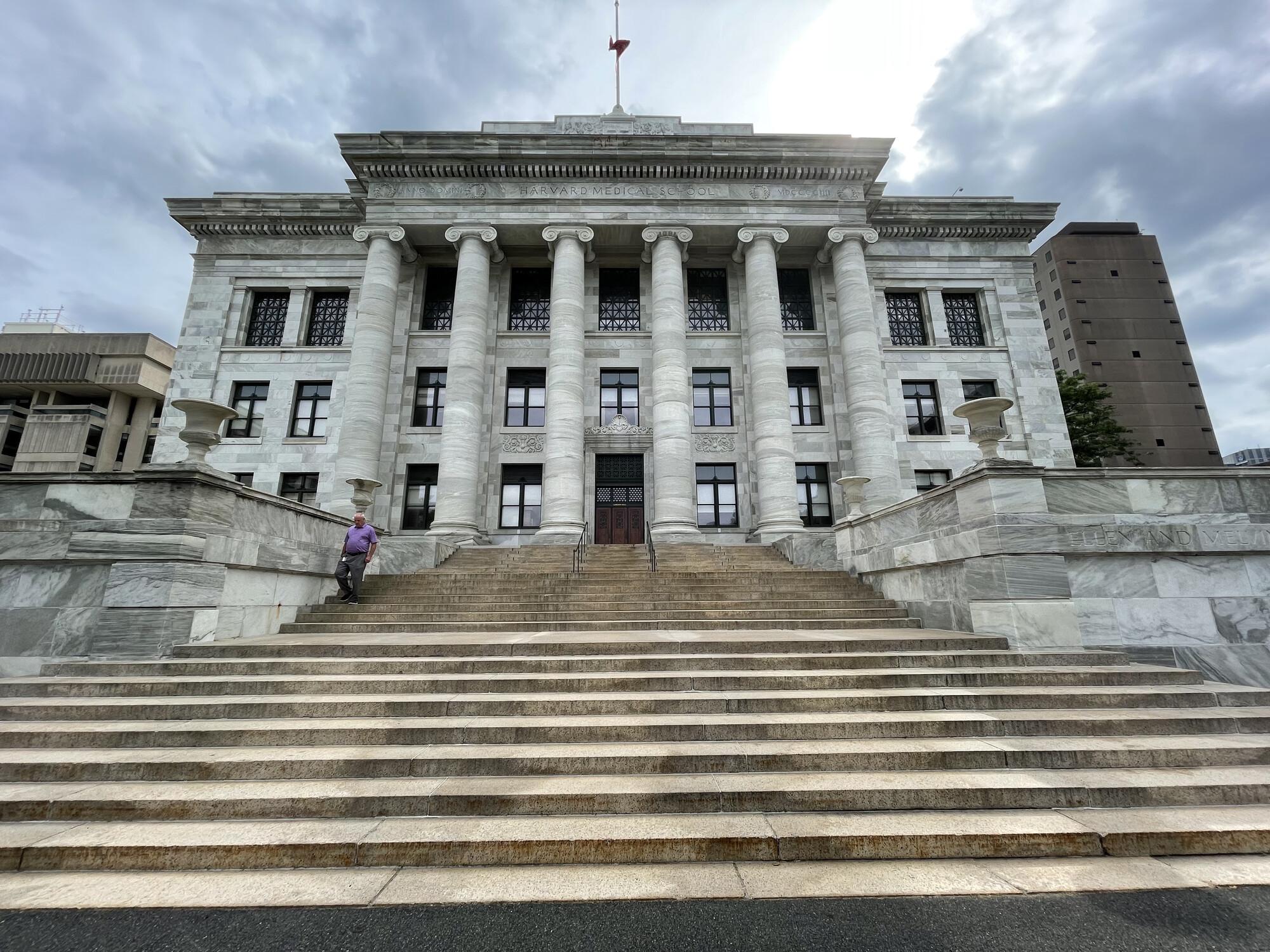 2000x1500 Aug 2021's it like to be on Harvard campus?