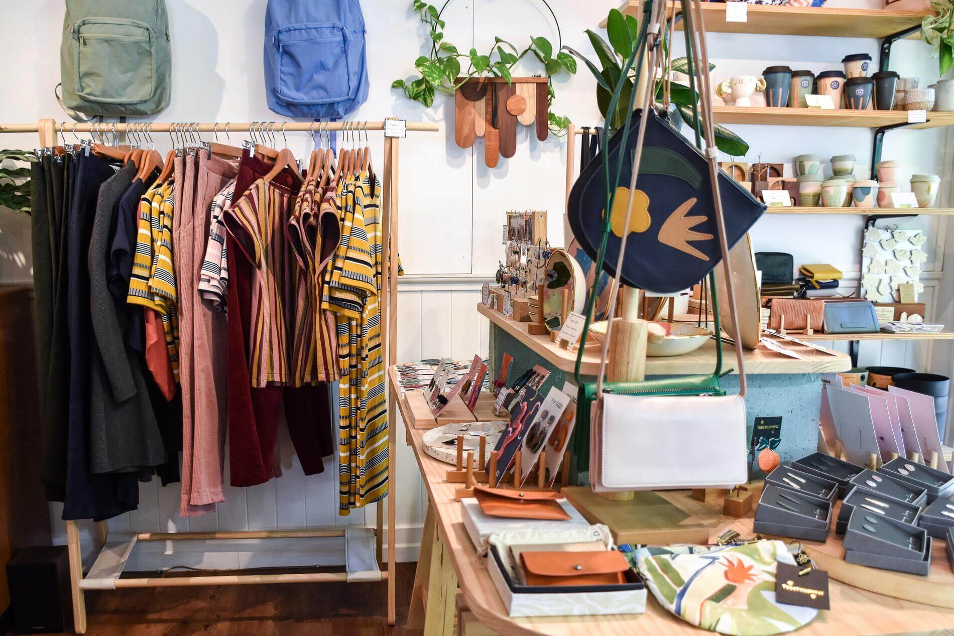 1900x1267 best POS systems for clothing stores (Updated in 2022)