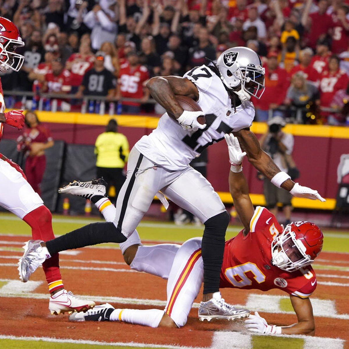 1200x1200 Source: Raiders' Davante Adams could be suspended for shove after Chiefs loss